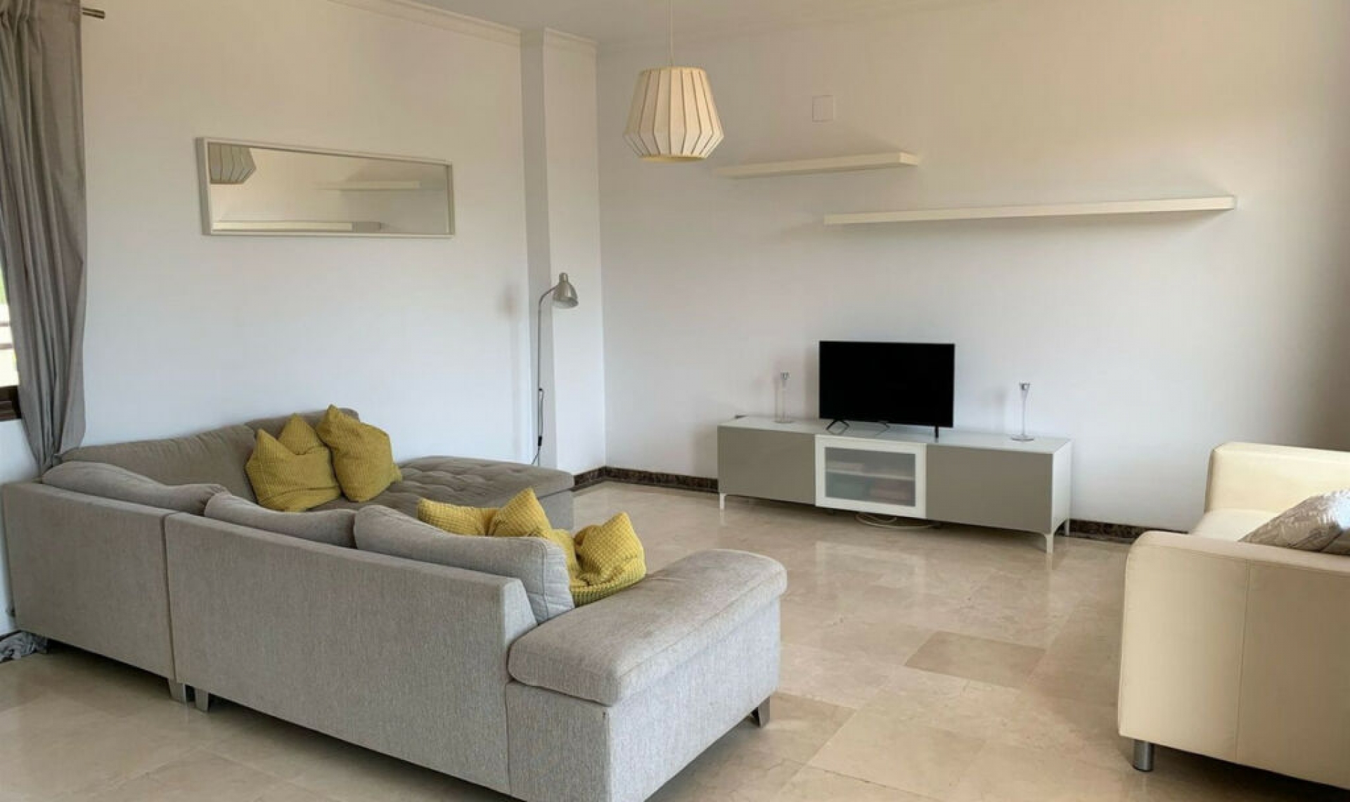 Resale - Apartment -
Calanova Golf