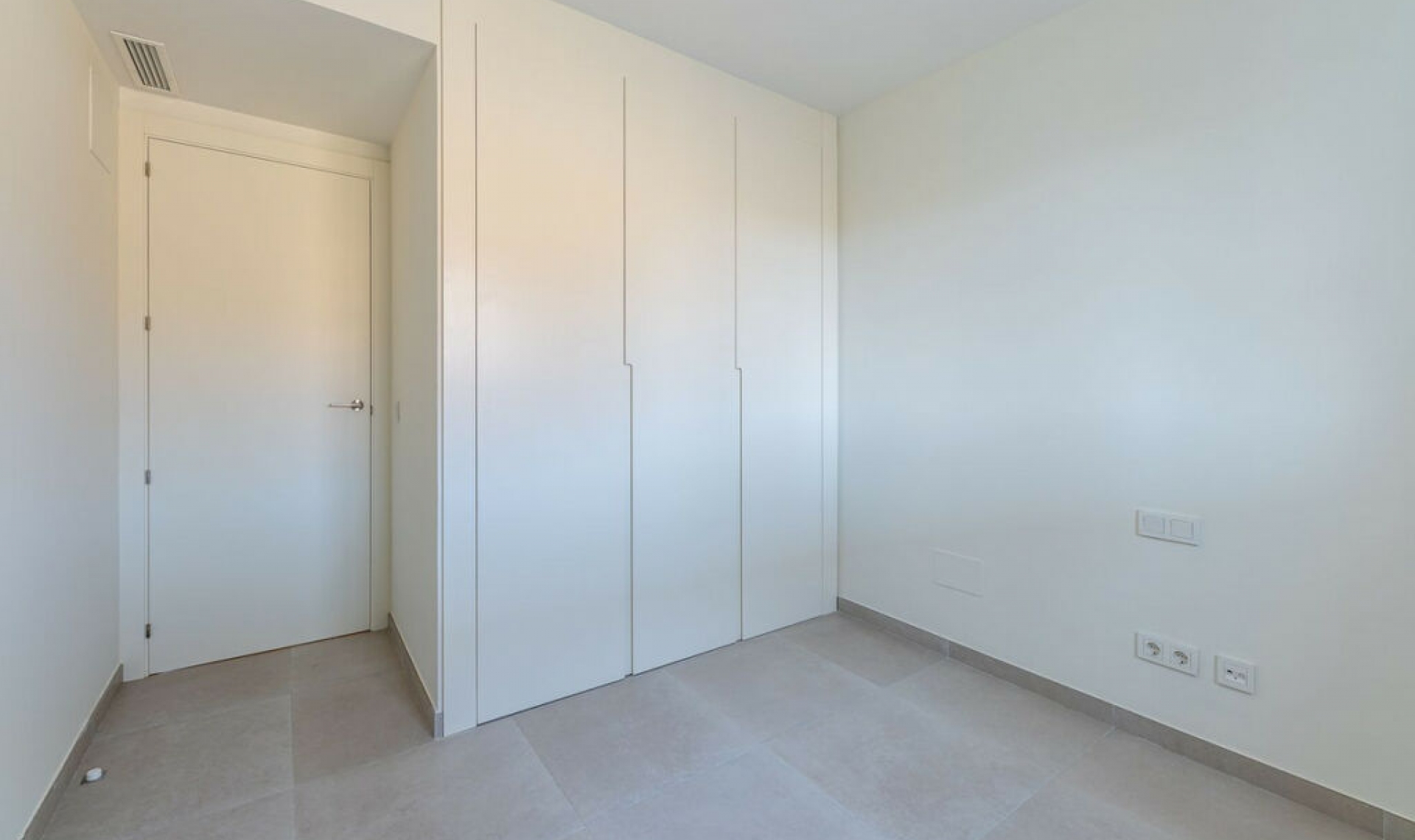 Resale - Apartment -
Calanova Golf