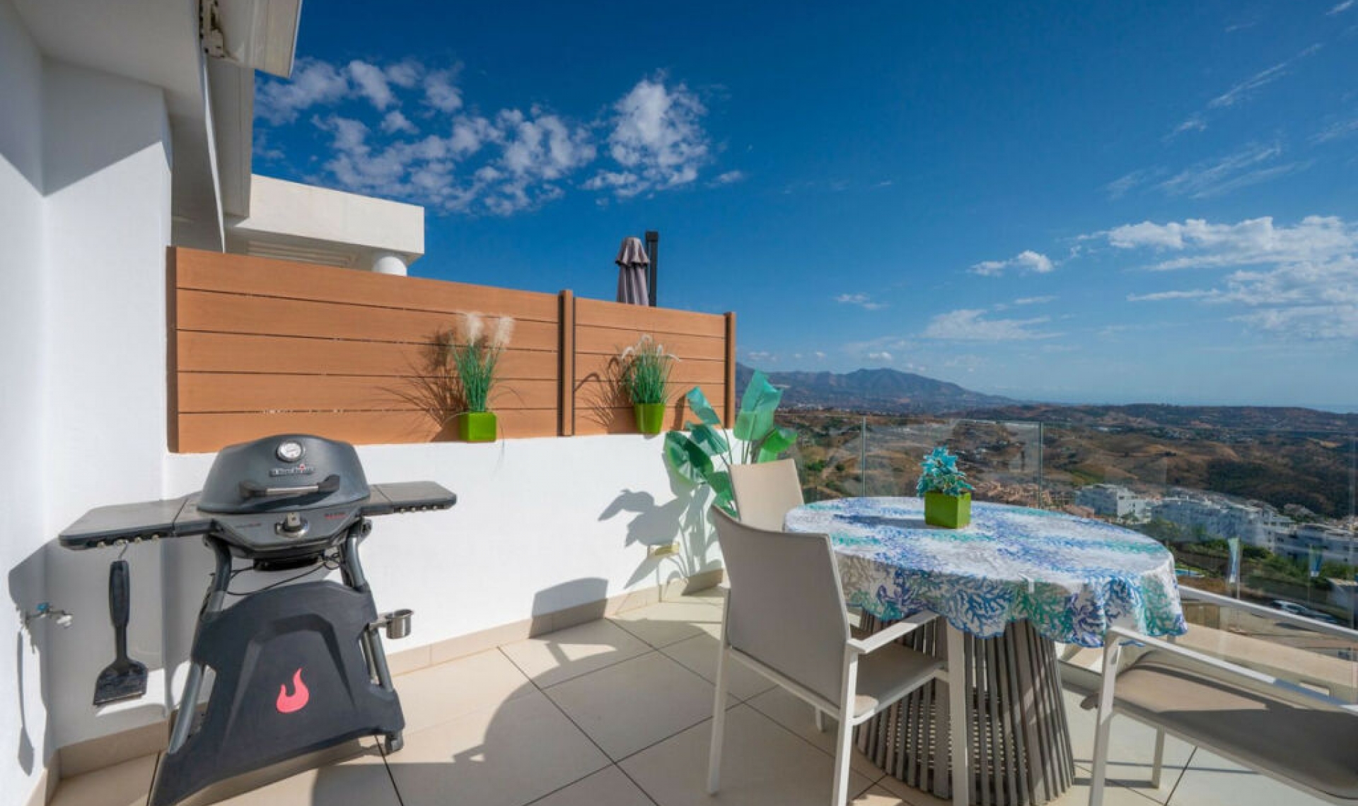 Resale - Apartment -
Calanova Golf