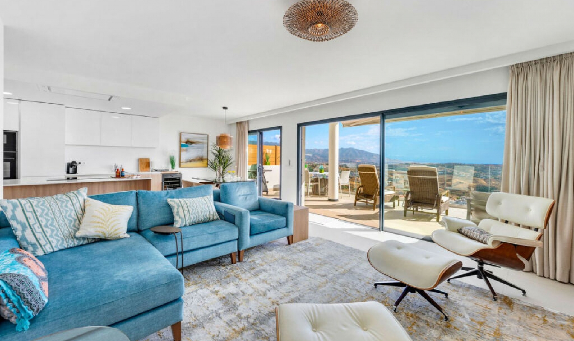 Resale - Apartment -
Calanova Golf