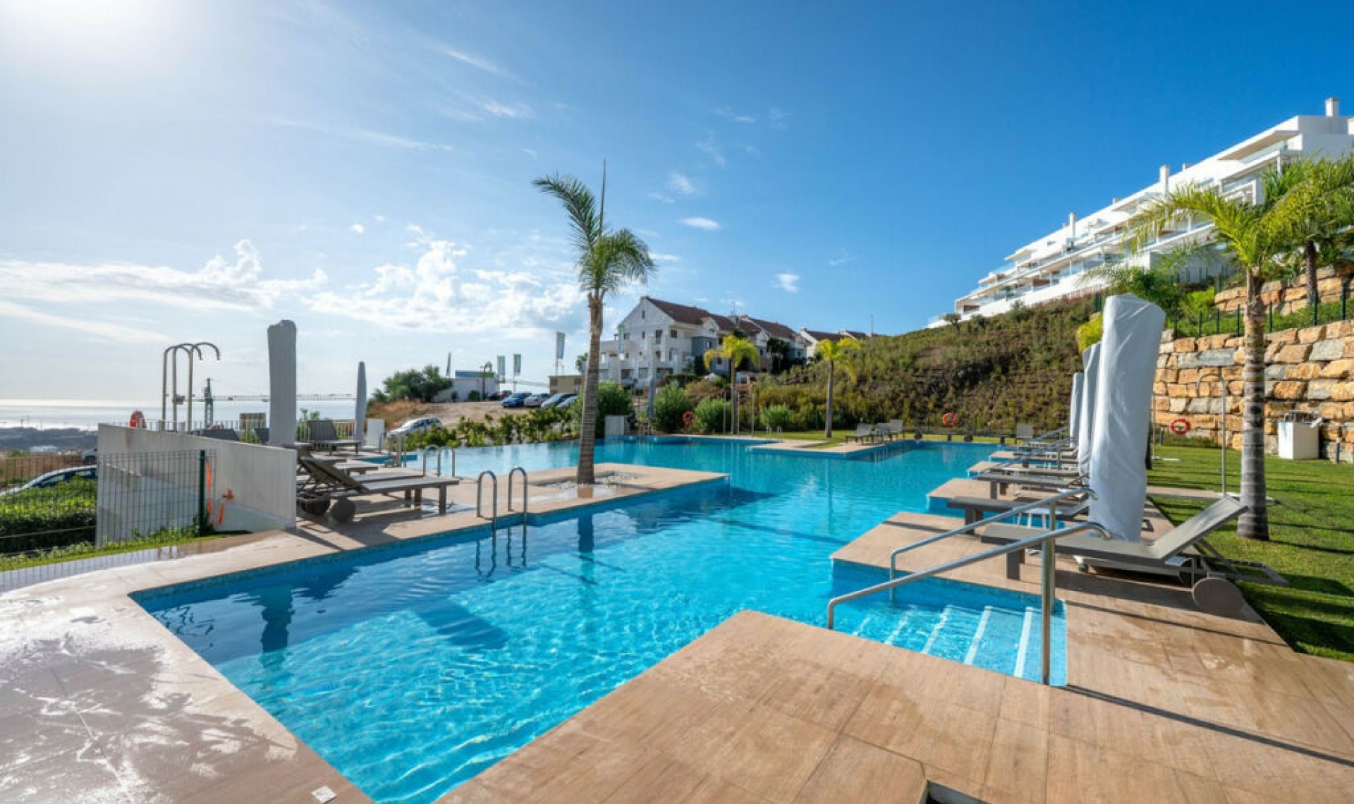 Resale - Apartment -
Calanova Golf