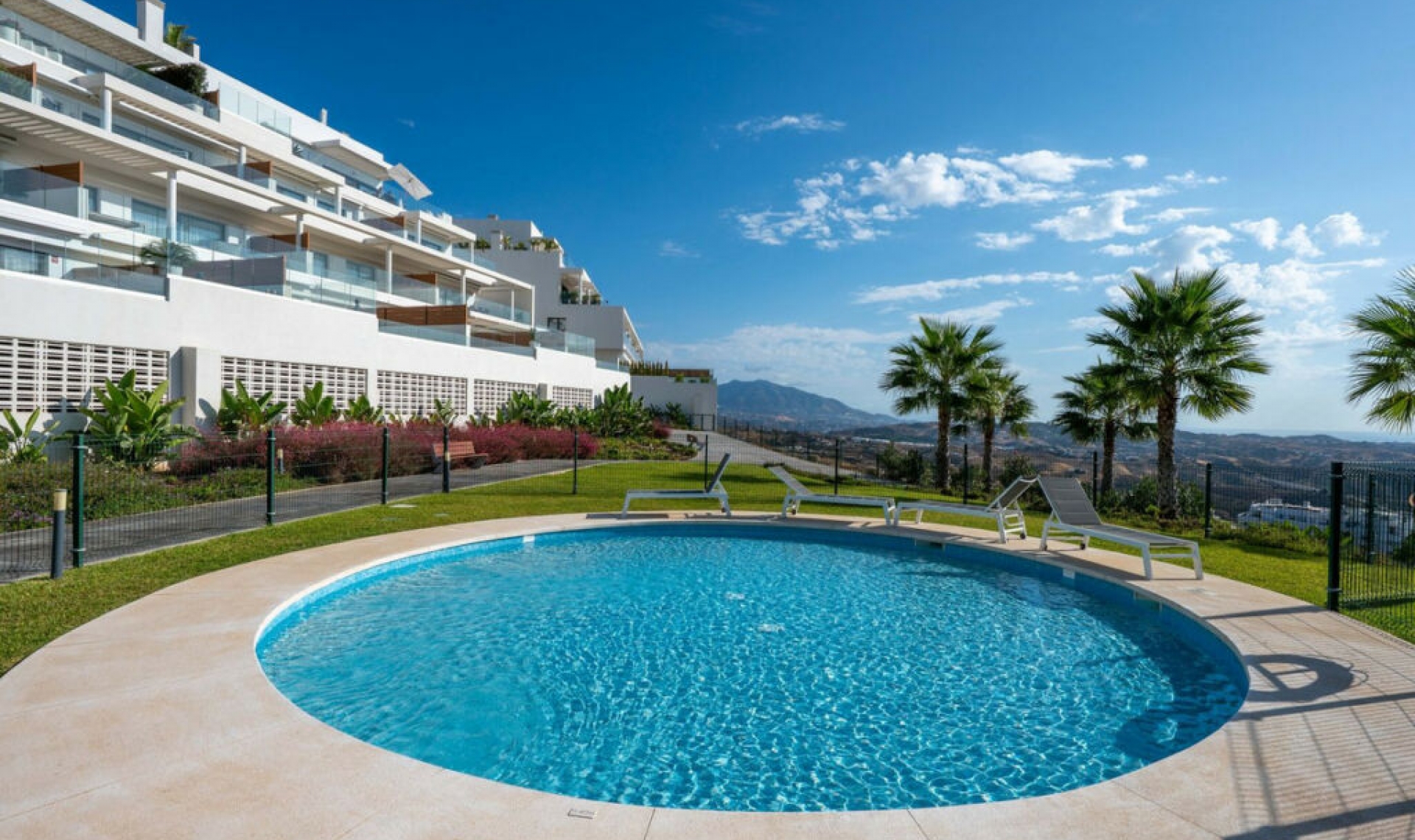 Resale - Apartment -
Calanova Golf