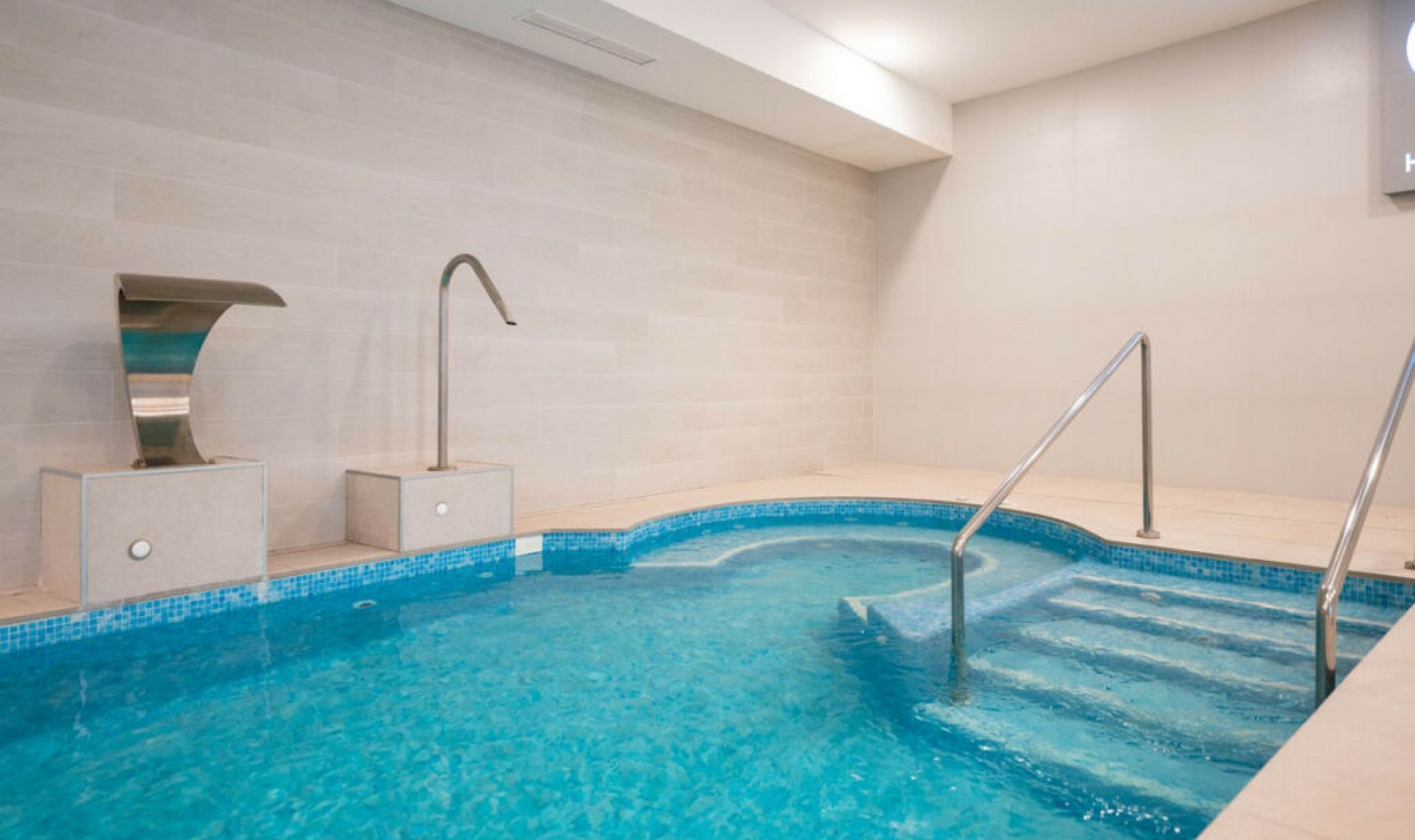 Resale - Apartment -
Calanova Golf