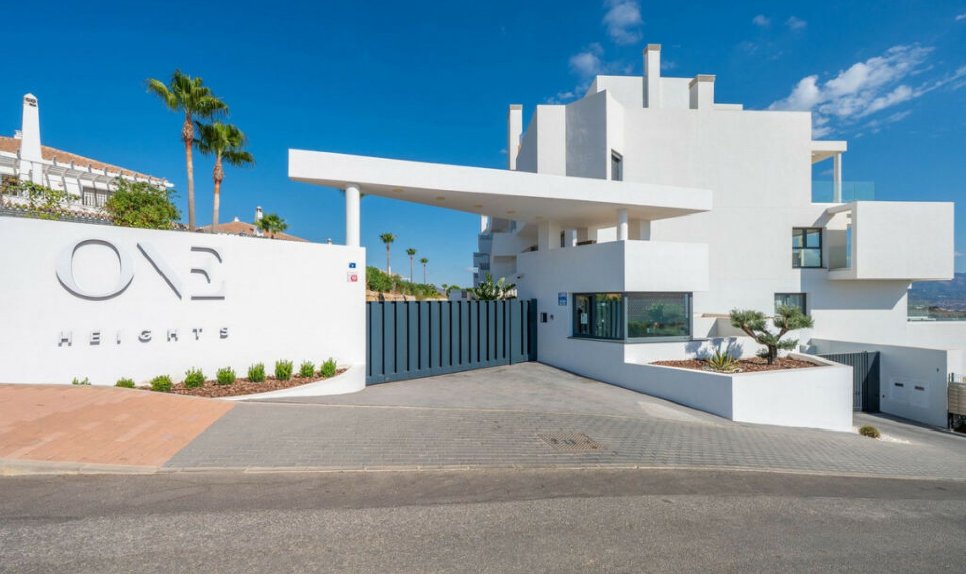 Resale - Apartment -
Calanova Golf