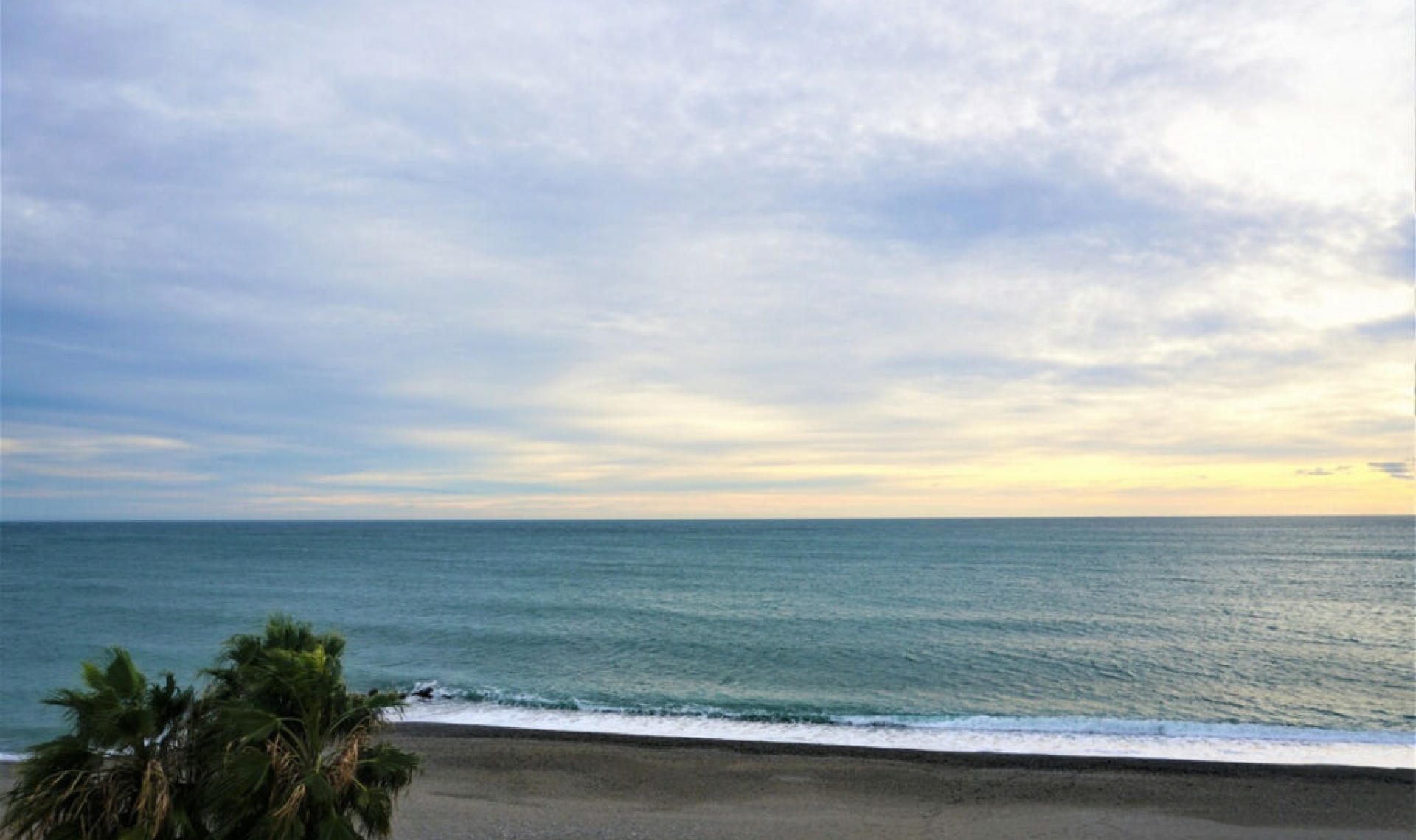 Resale - Apartment -
Caleta de Vélez