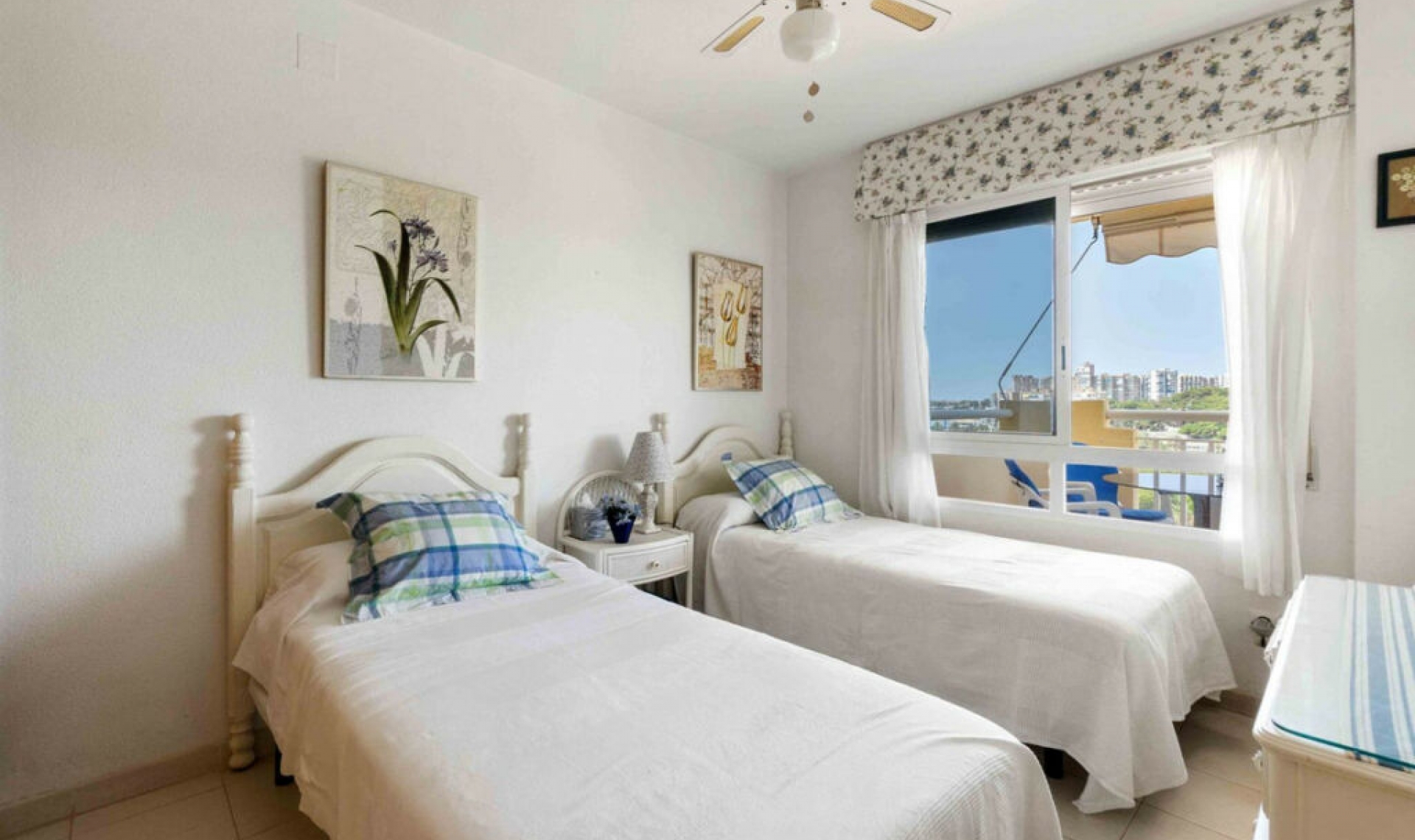 Resale - Apartment -
Campoamor