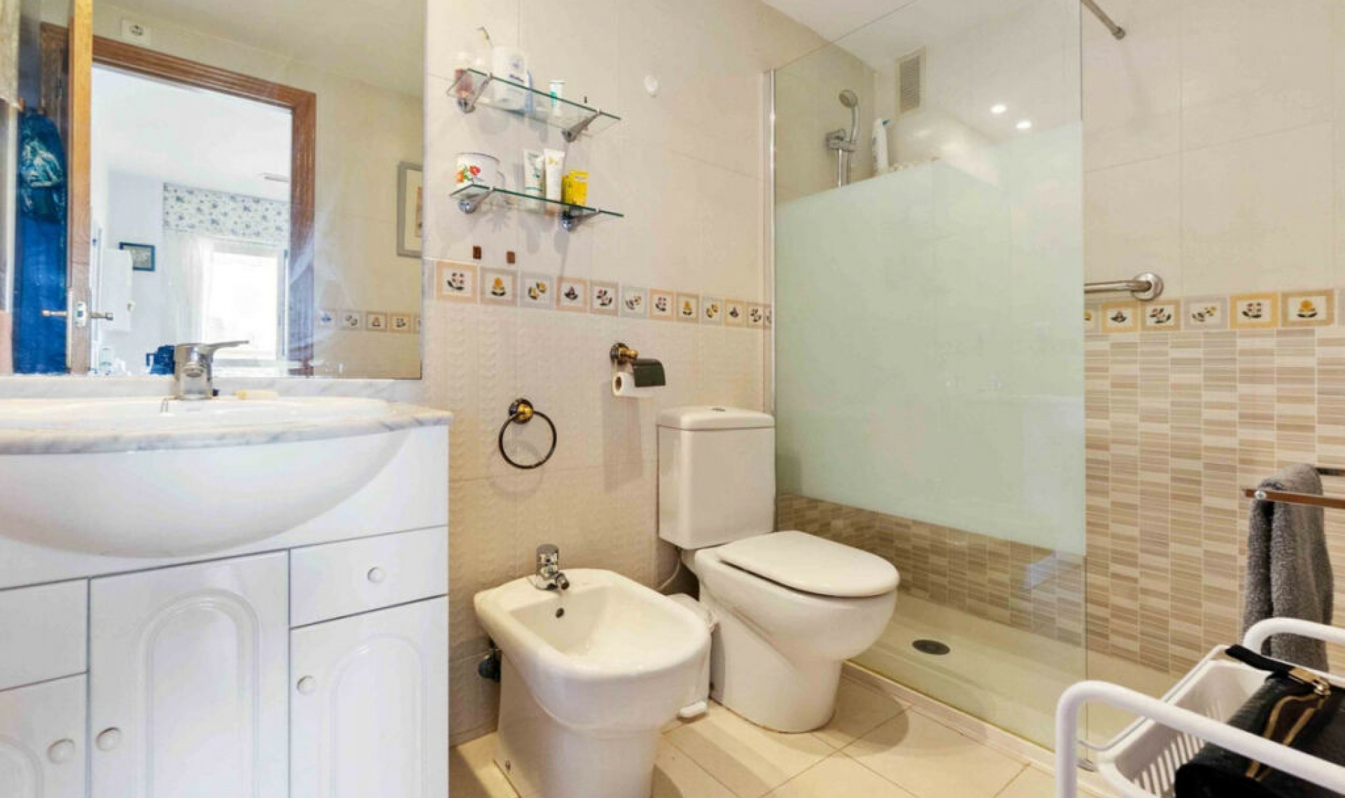 Resale - Apartment -
Campoamor