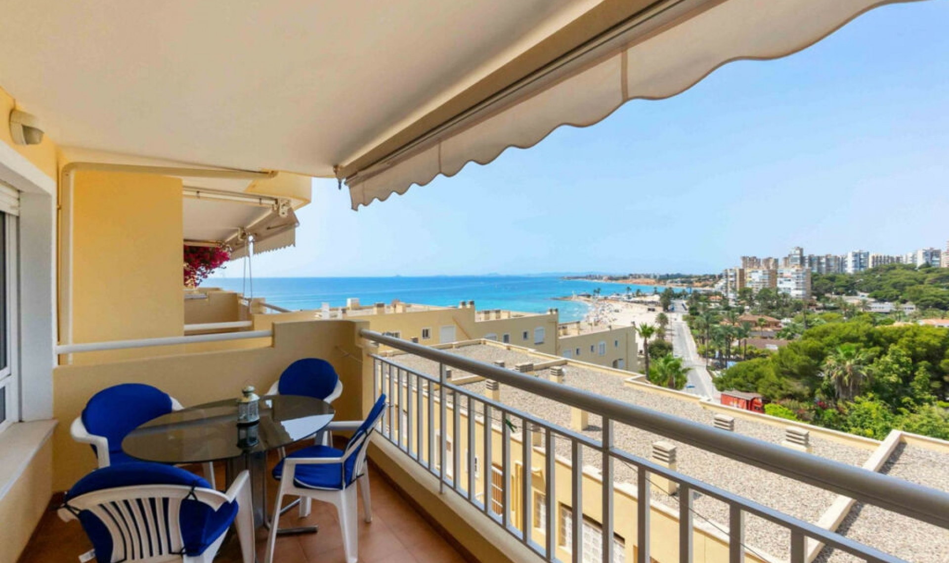 Resale - Apartment -
Campoamor