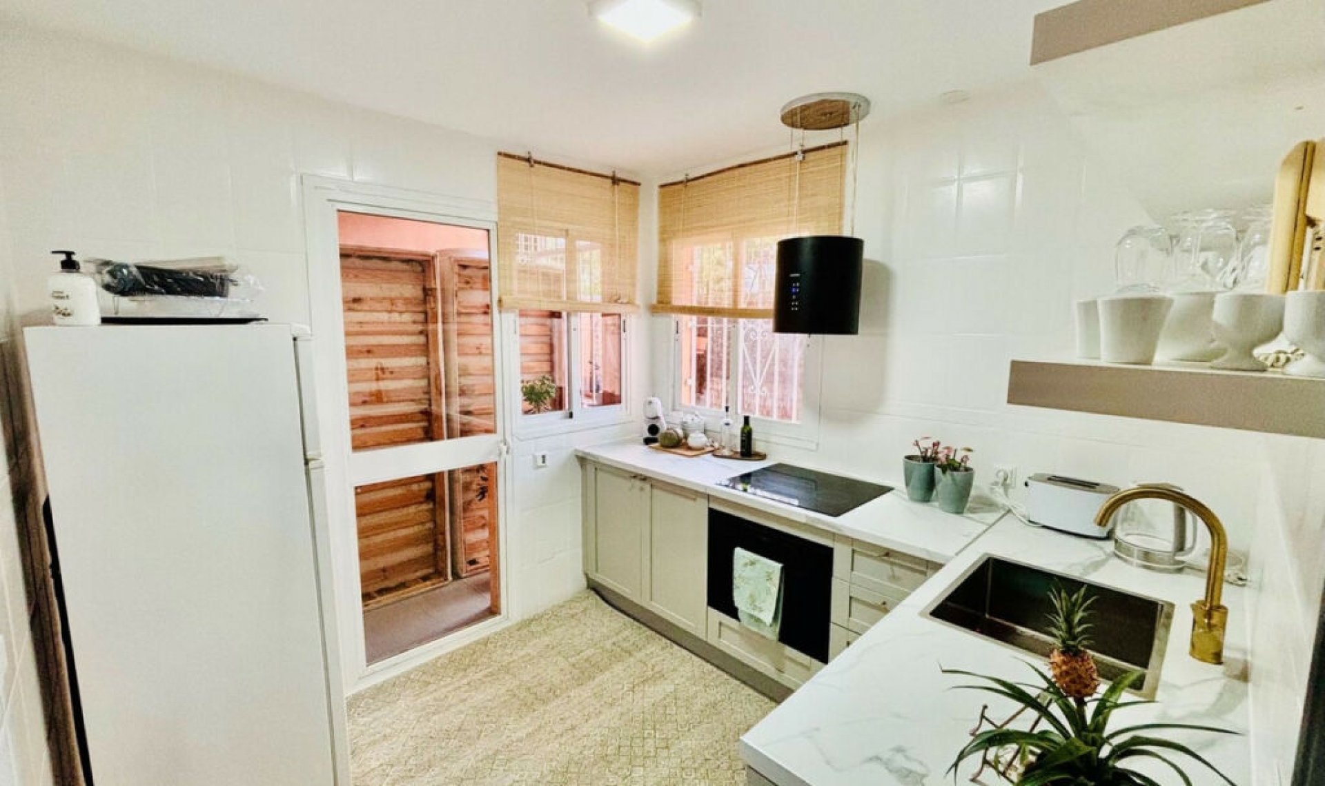 Resale - Apartment -
Carib Playa