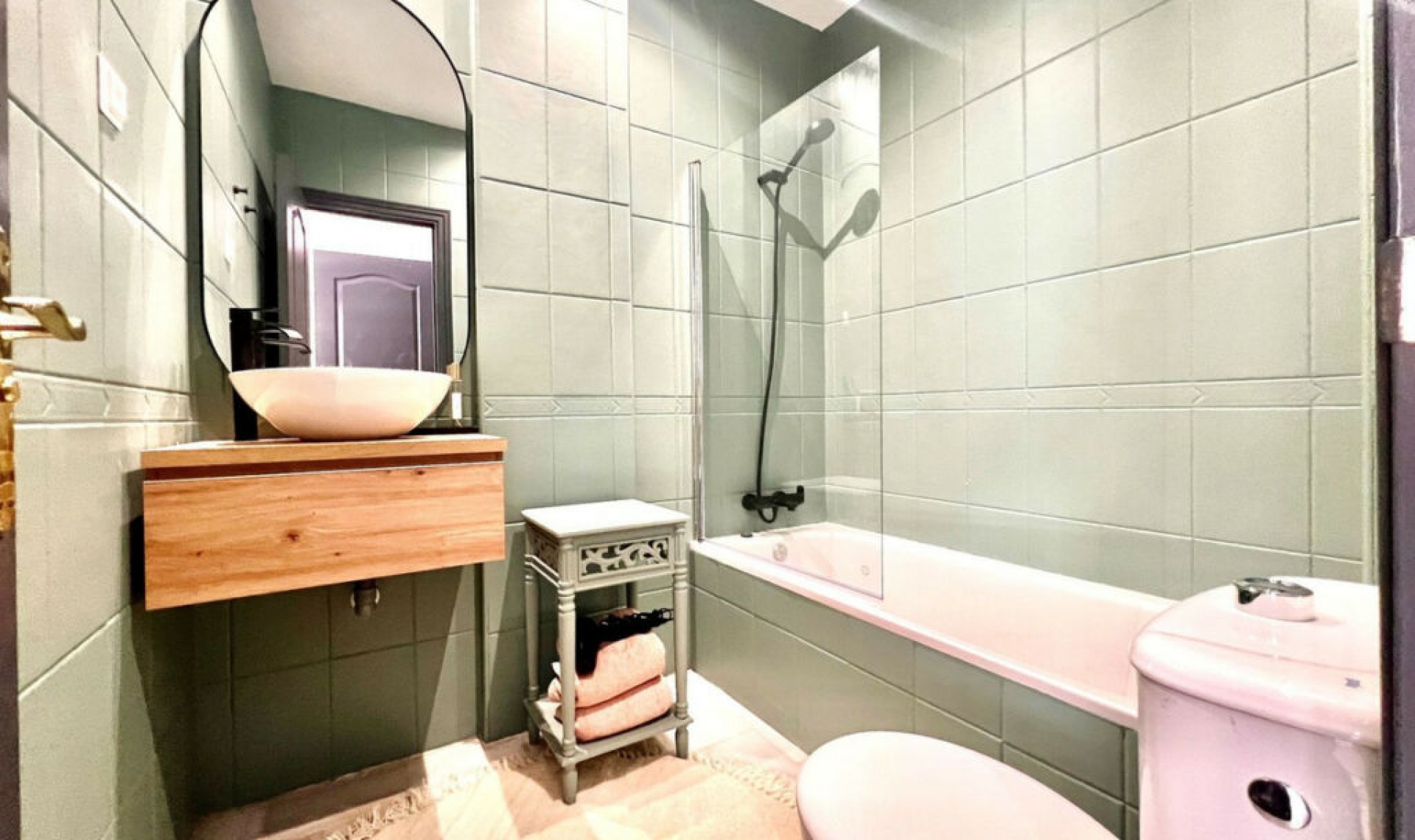 Resale - Apartment -
Carib Playa