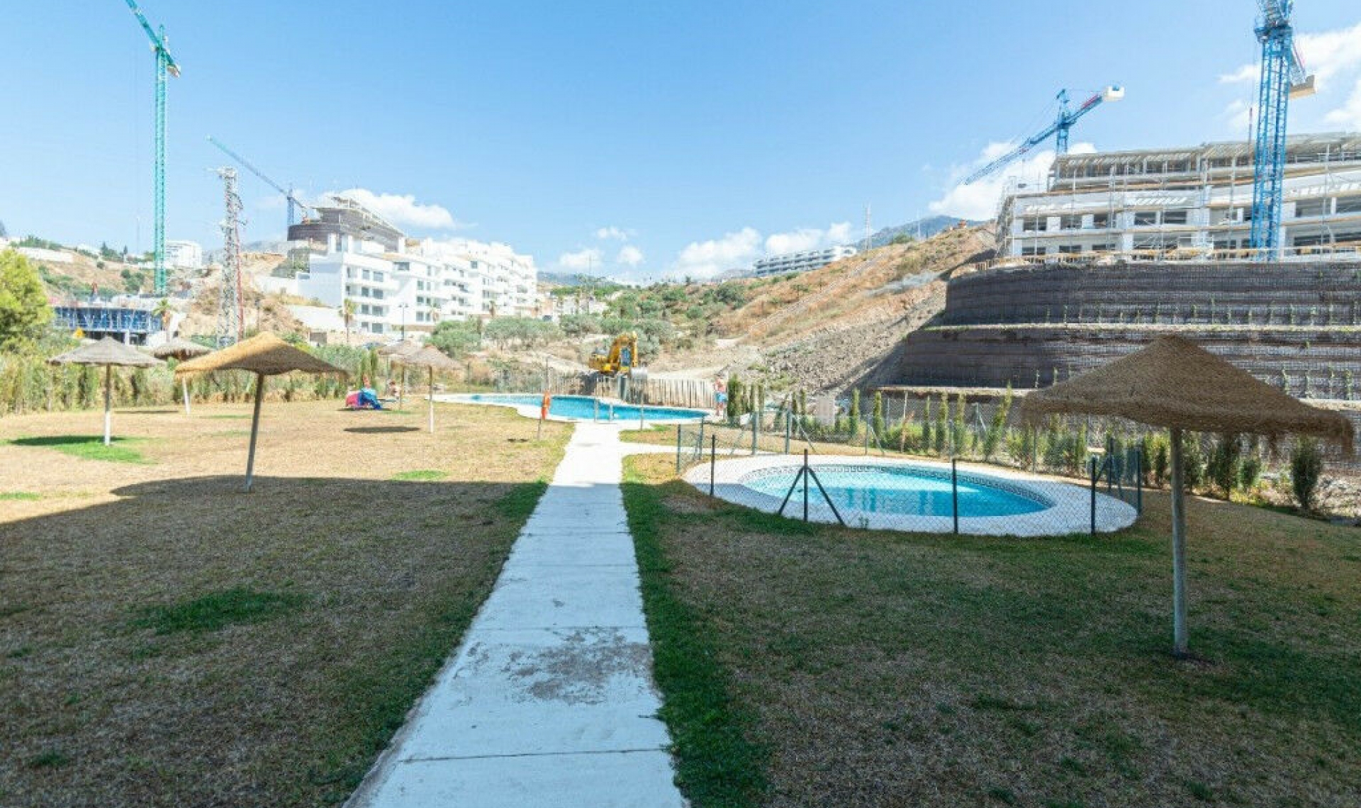 Resale - Apartment -
Carvajal