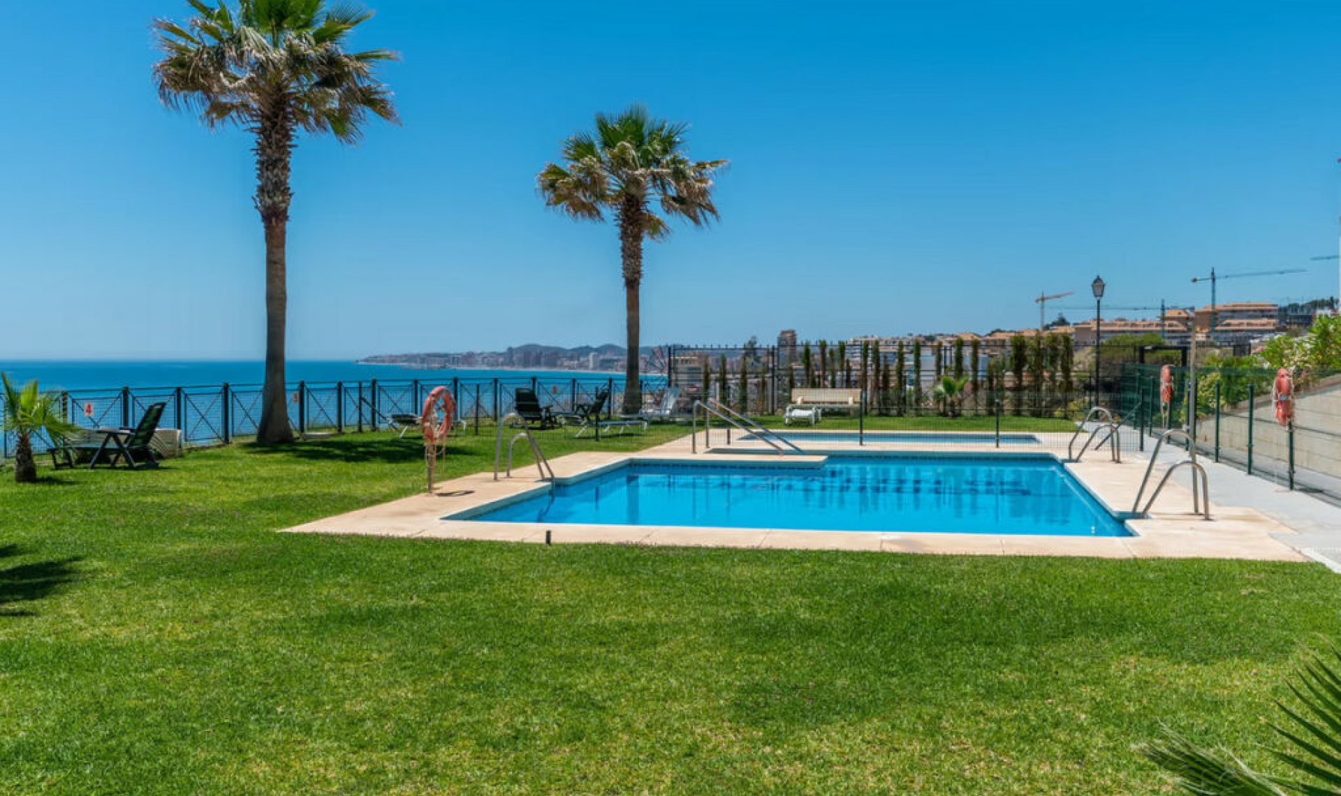 Resale - Apartment -
Carvajal