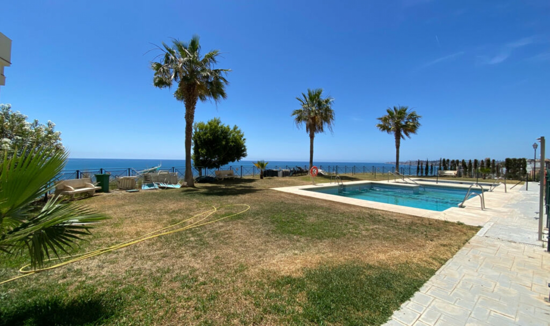 Resale - Apartment -
Carvajal