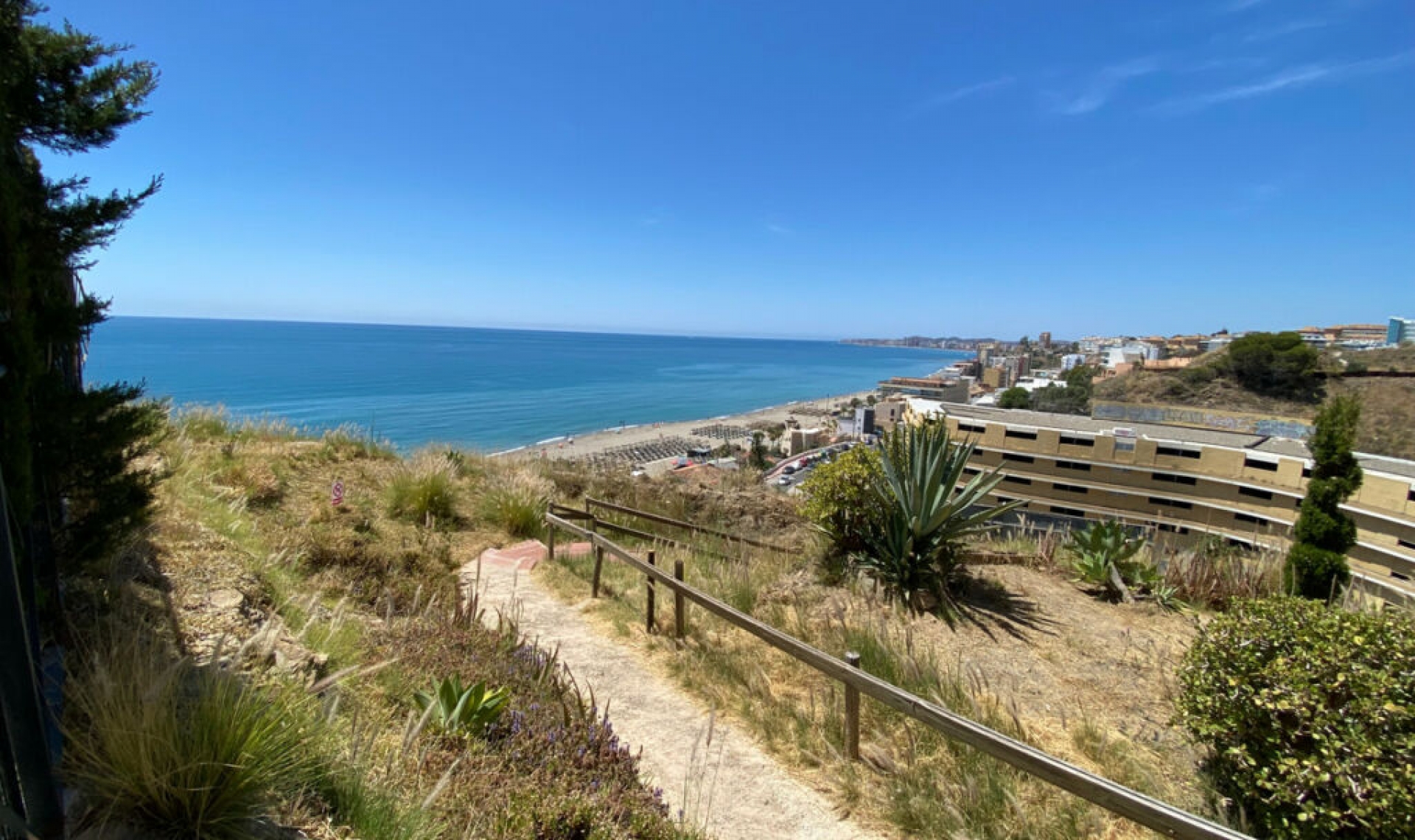 Resale - Apartment -
Carvajal