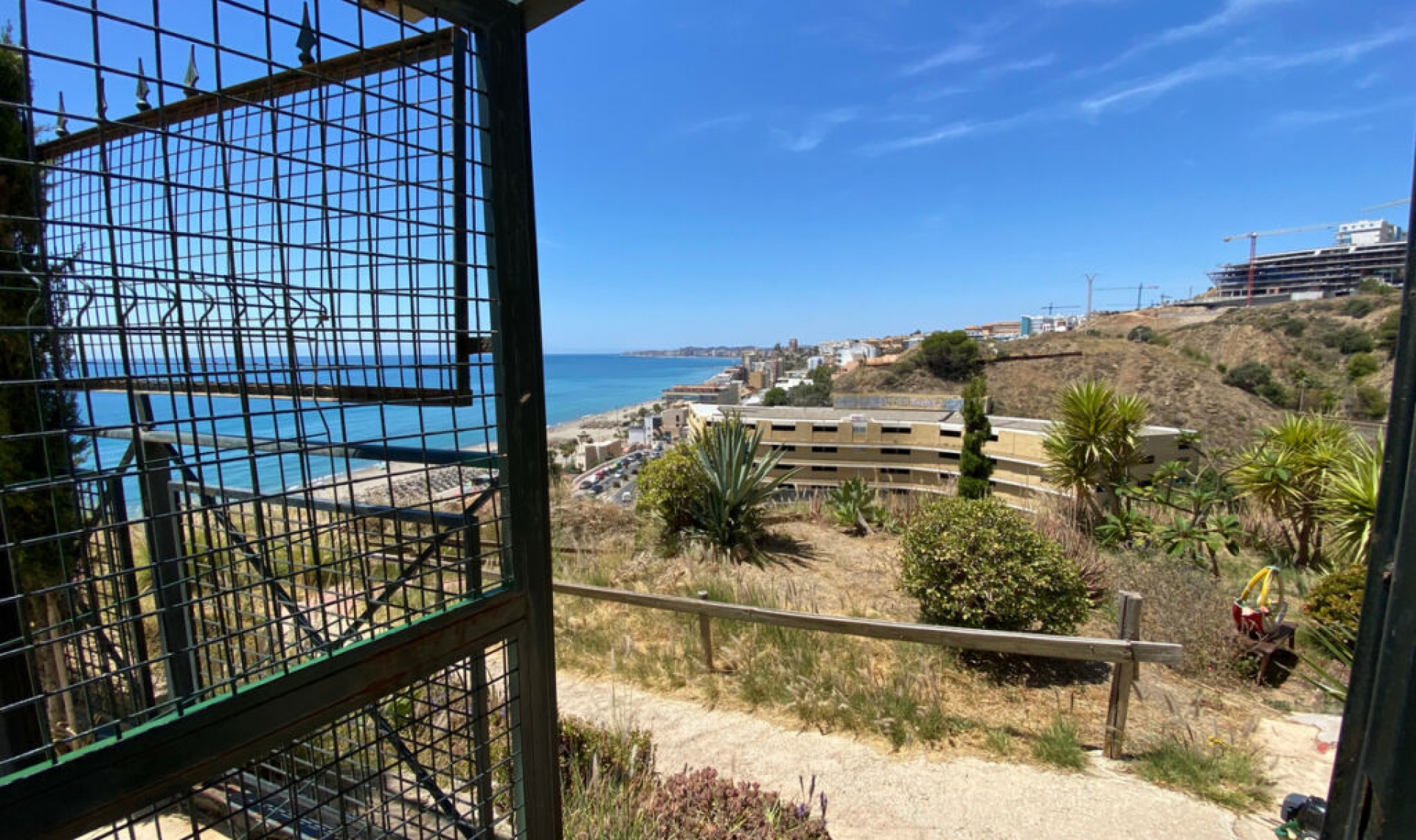 Resale - Apartment -
Carvajal