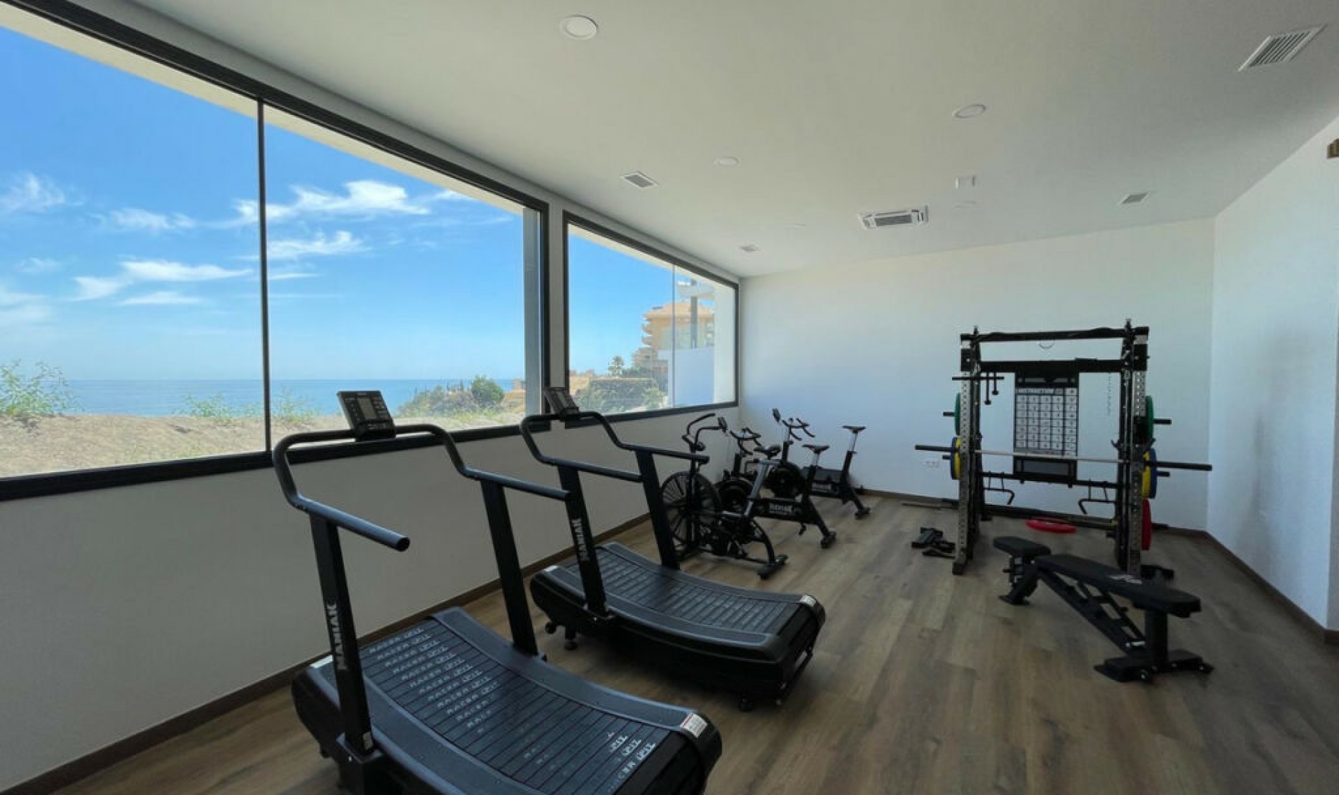 Resale - Apartment -
Carvajal