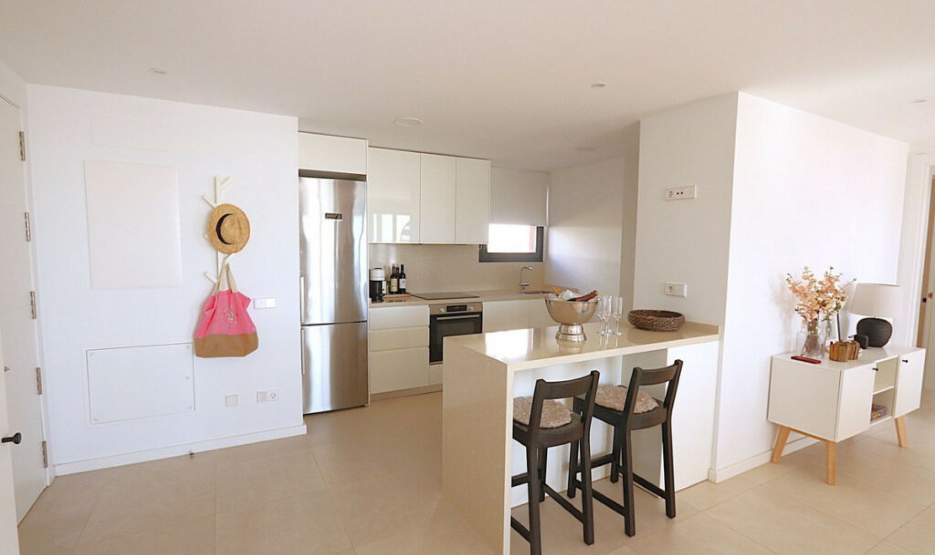 Resale - Apartment -
Carvajal