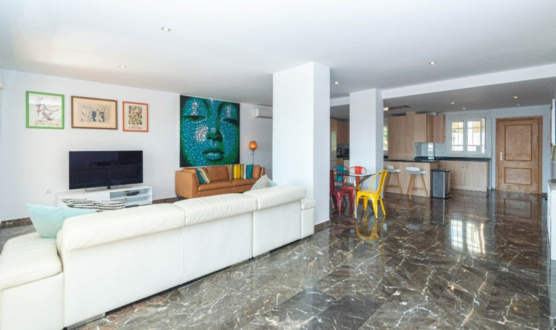 Resale - Apartment -
Carvajal