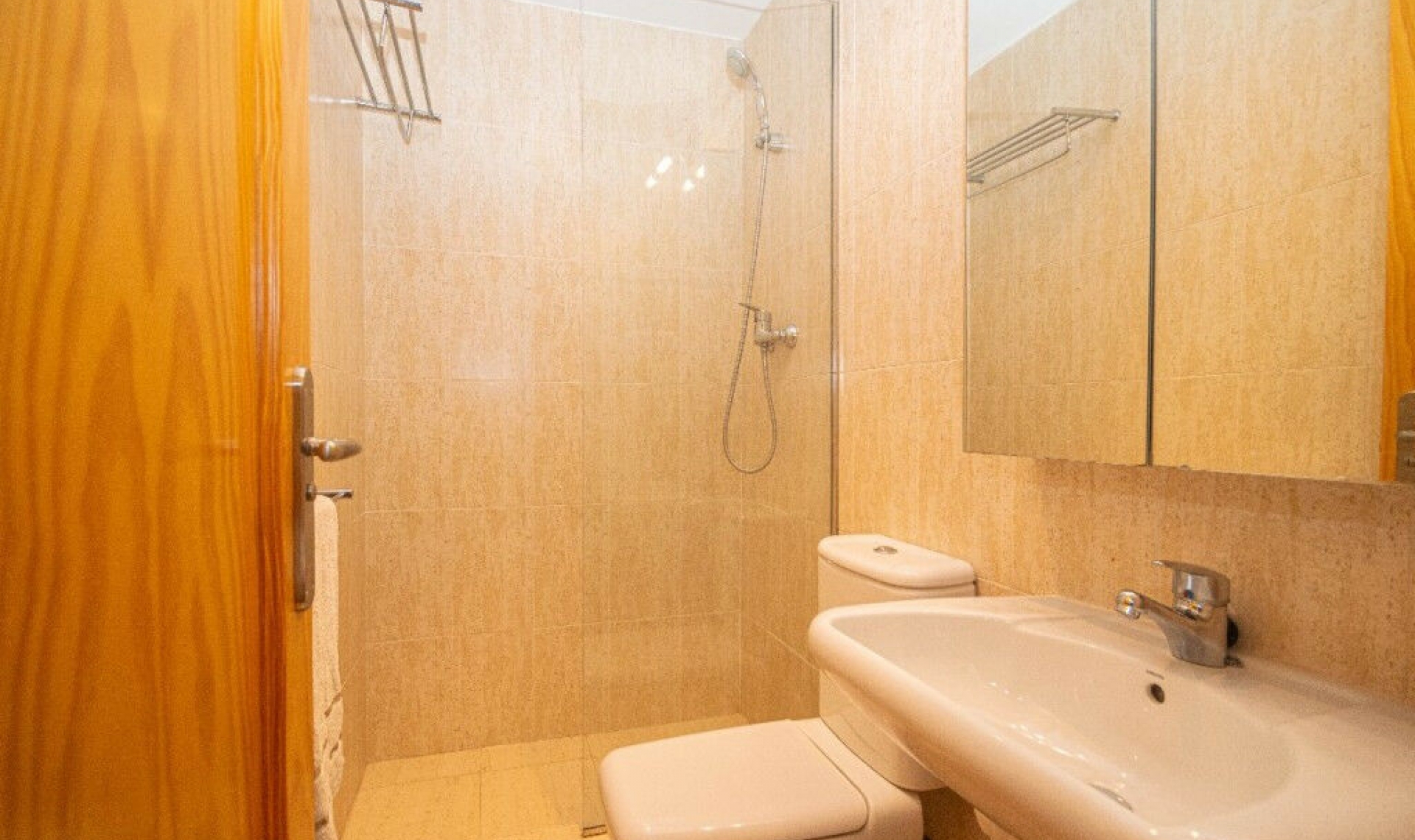 Resale - Apartment -
Carvajal