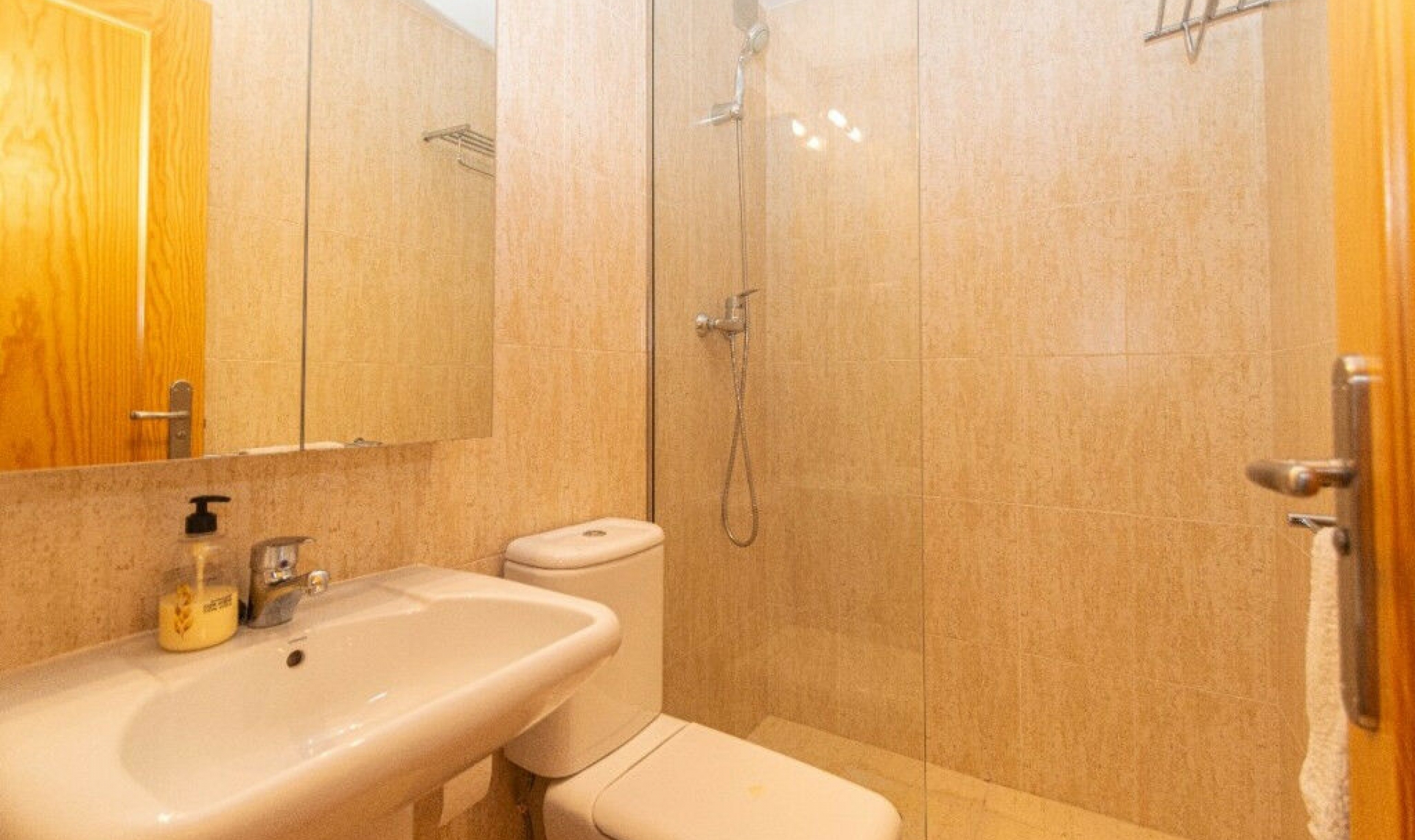 Resale - Apartment -
Carvajal