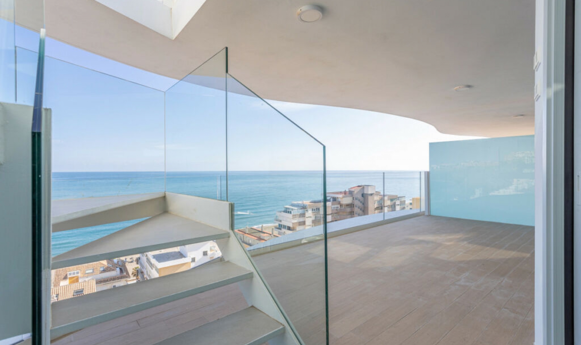 Resale - Apartment -
Carvajal