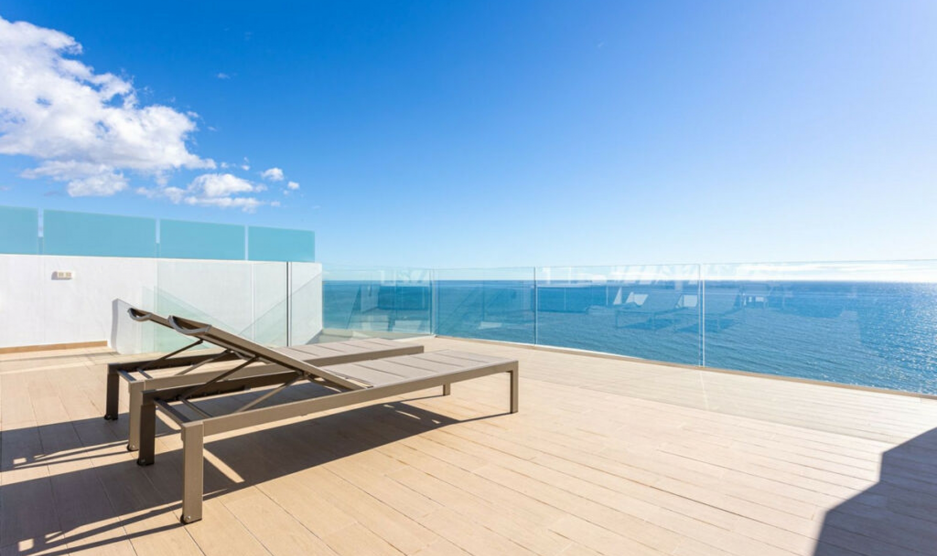 Resale - Apartment -
Carvajal