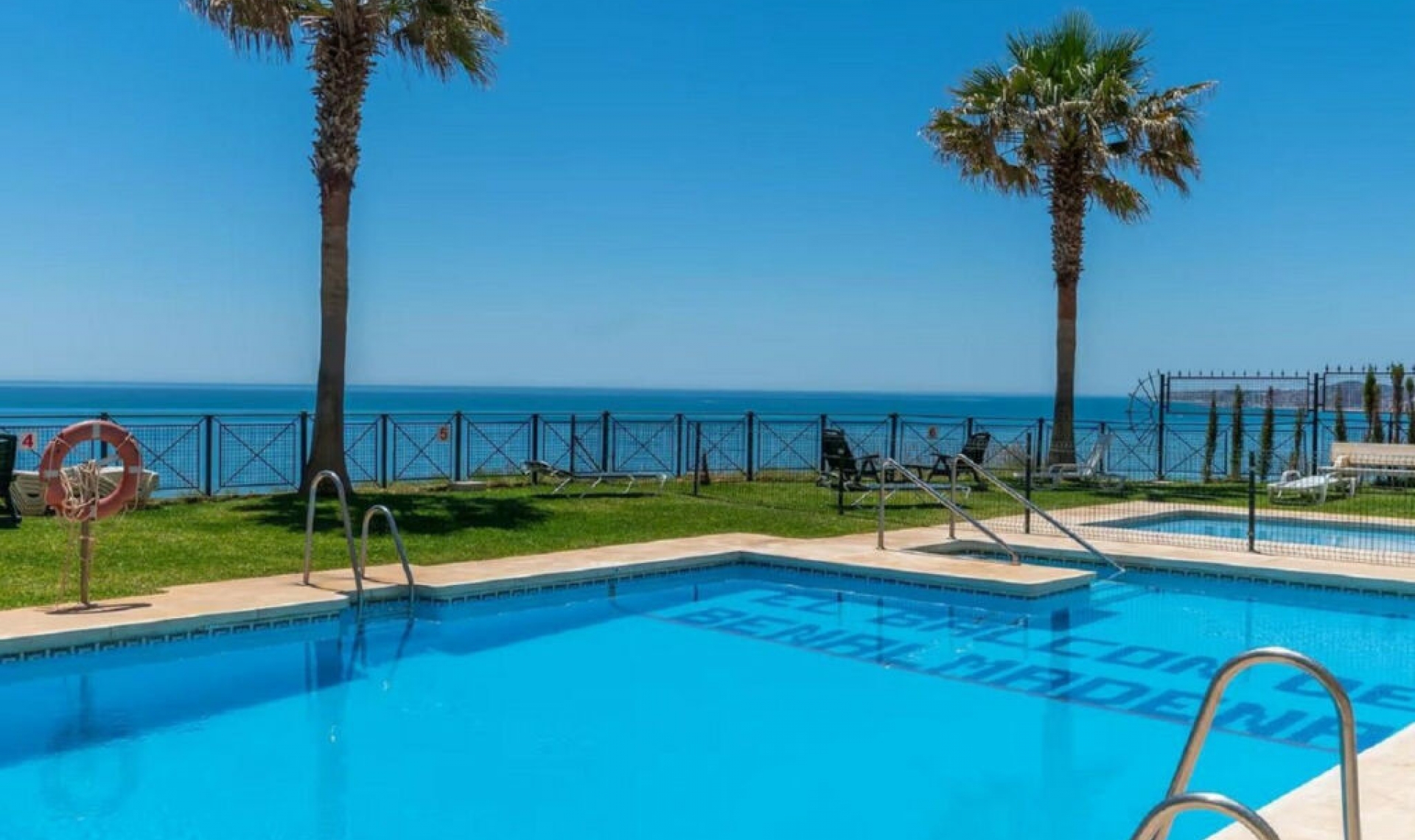 Resale - Apartment -
Carvajal