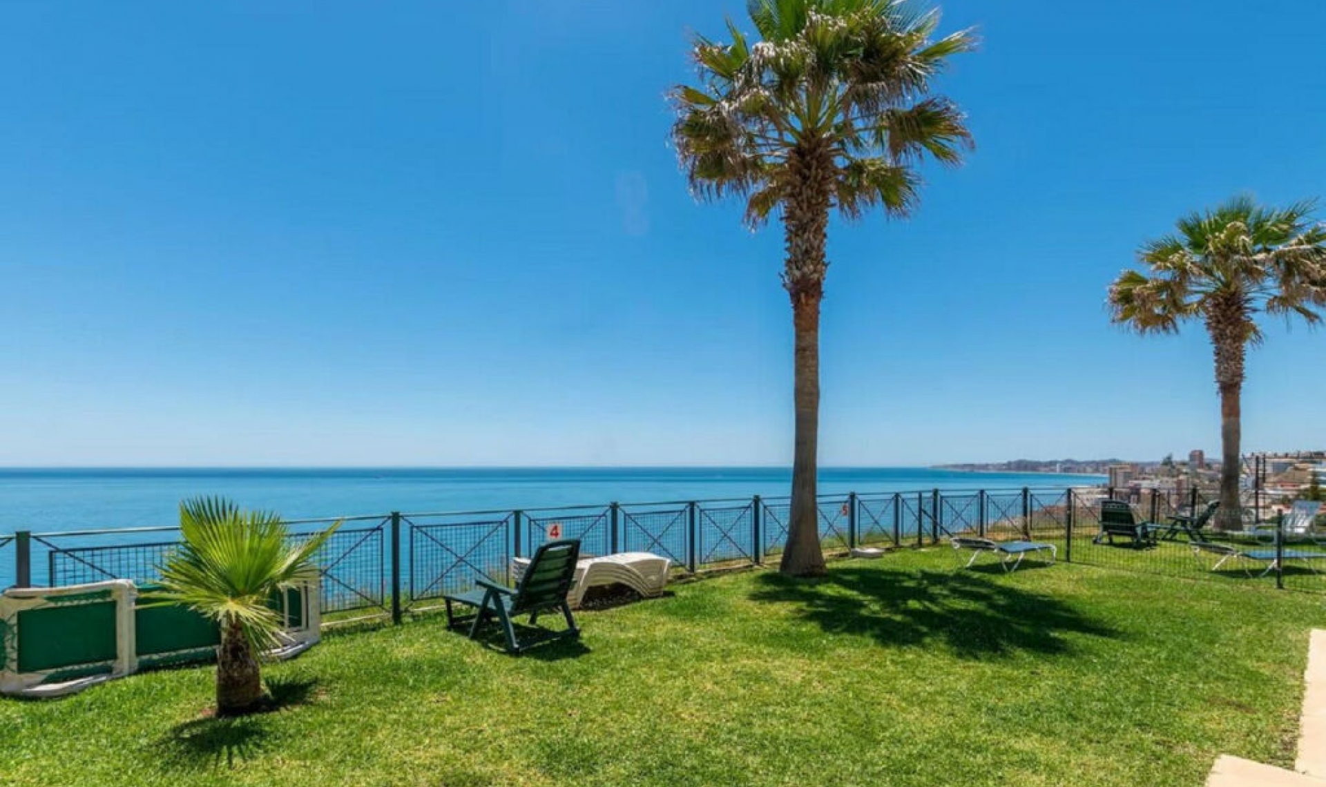 Resale - Apartment -
Carvajal