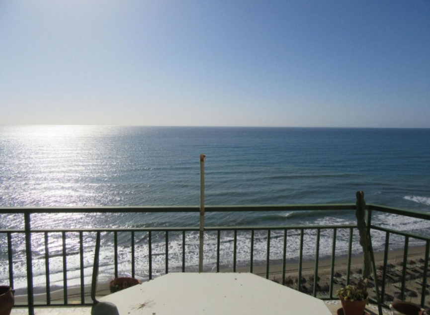 Resale - Apartment -
Carvajal