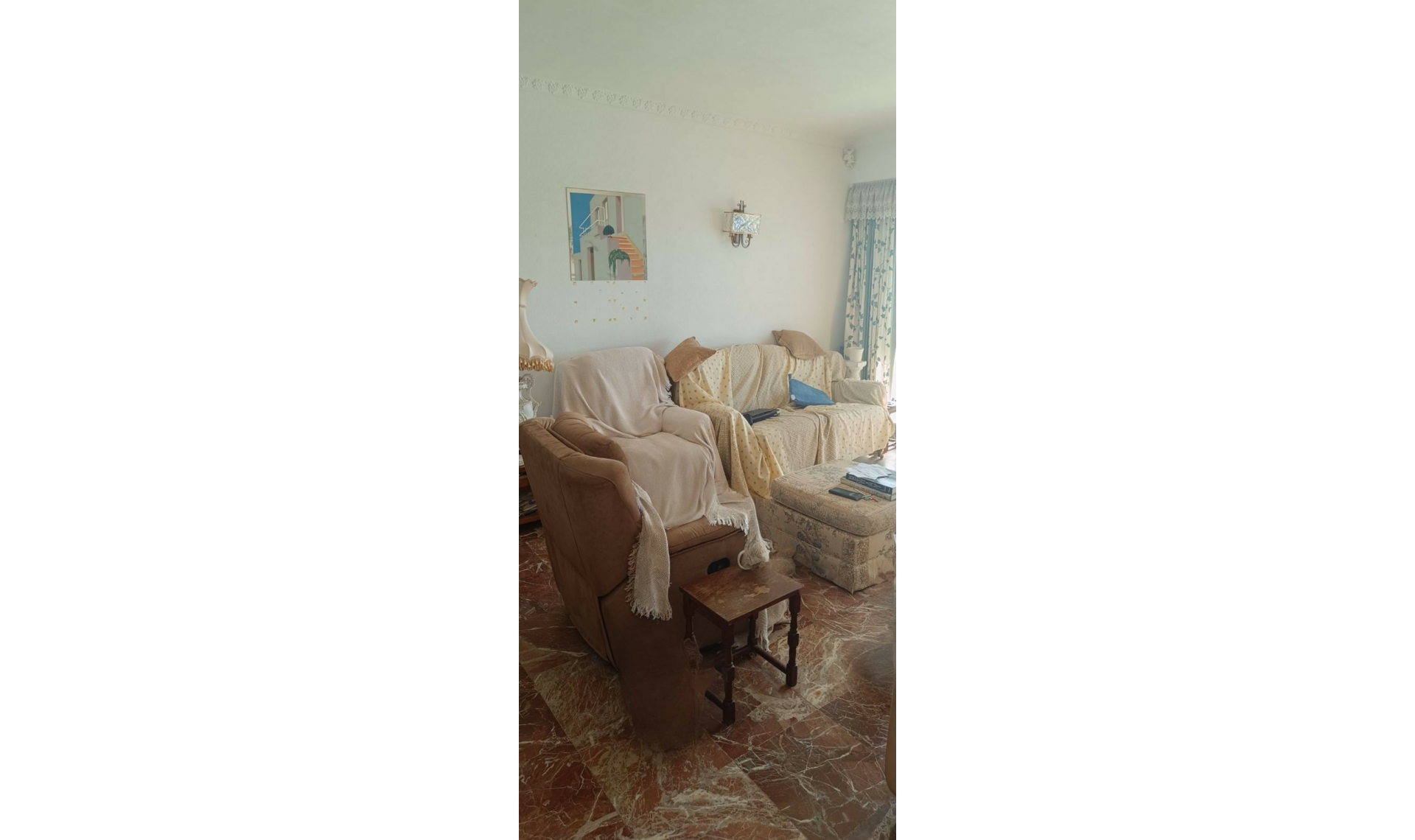 Resale - Apartment -
Carvajal
