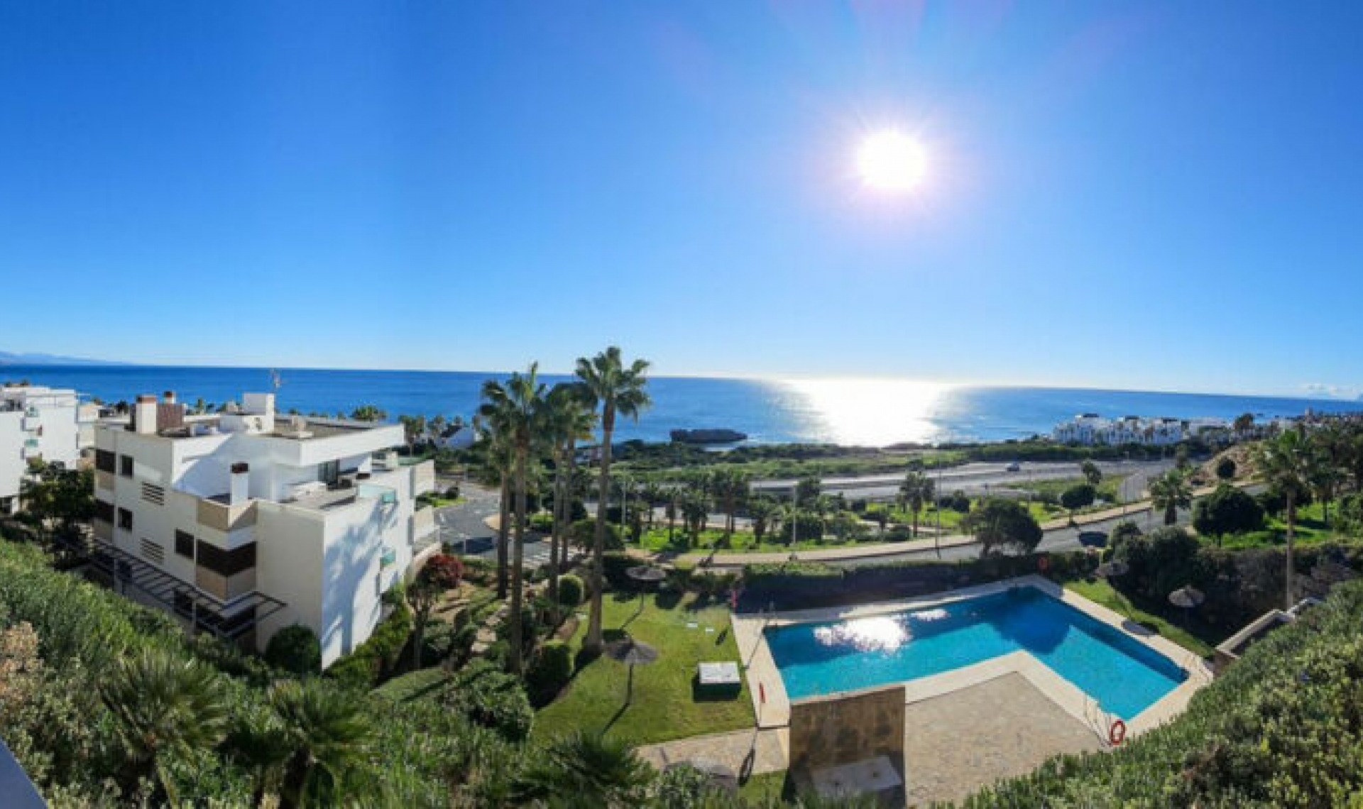 Resale - Apartment -
Casares Playa