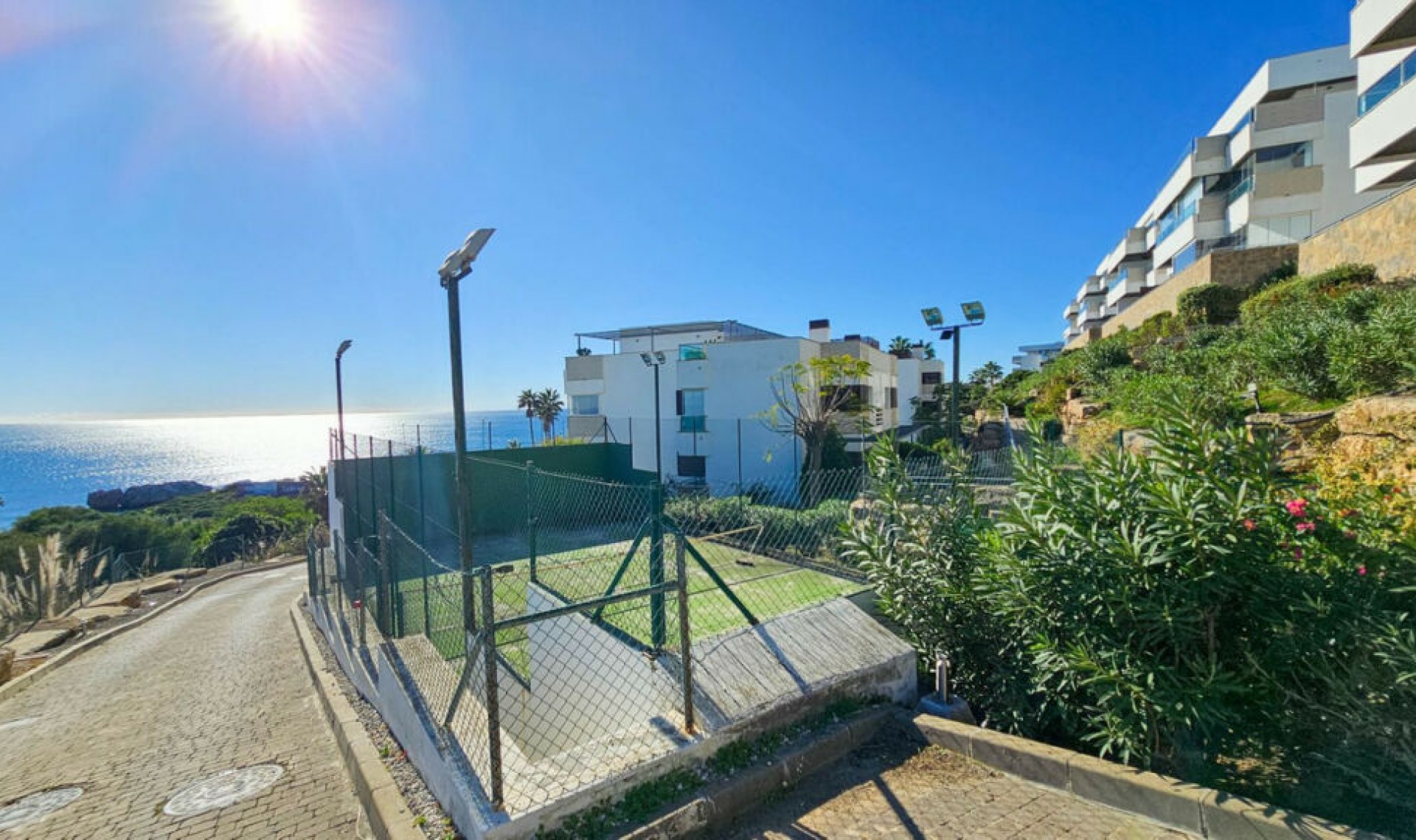 Resale - Apartment -
Casares Playa