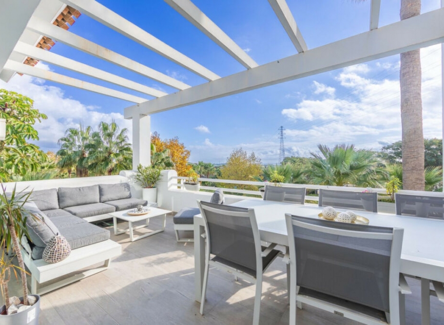 Resale - Apartment -
Casares Playa