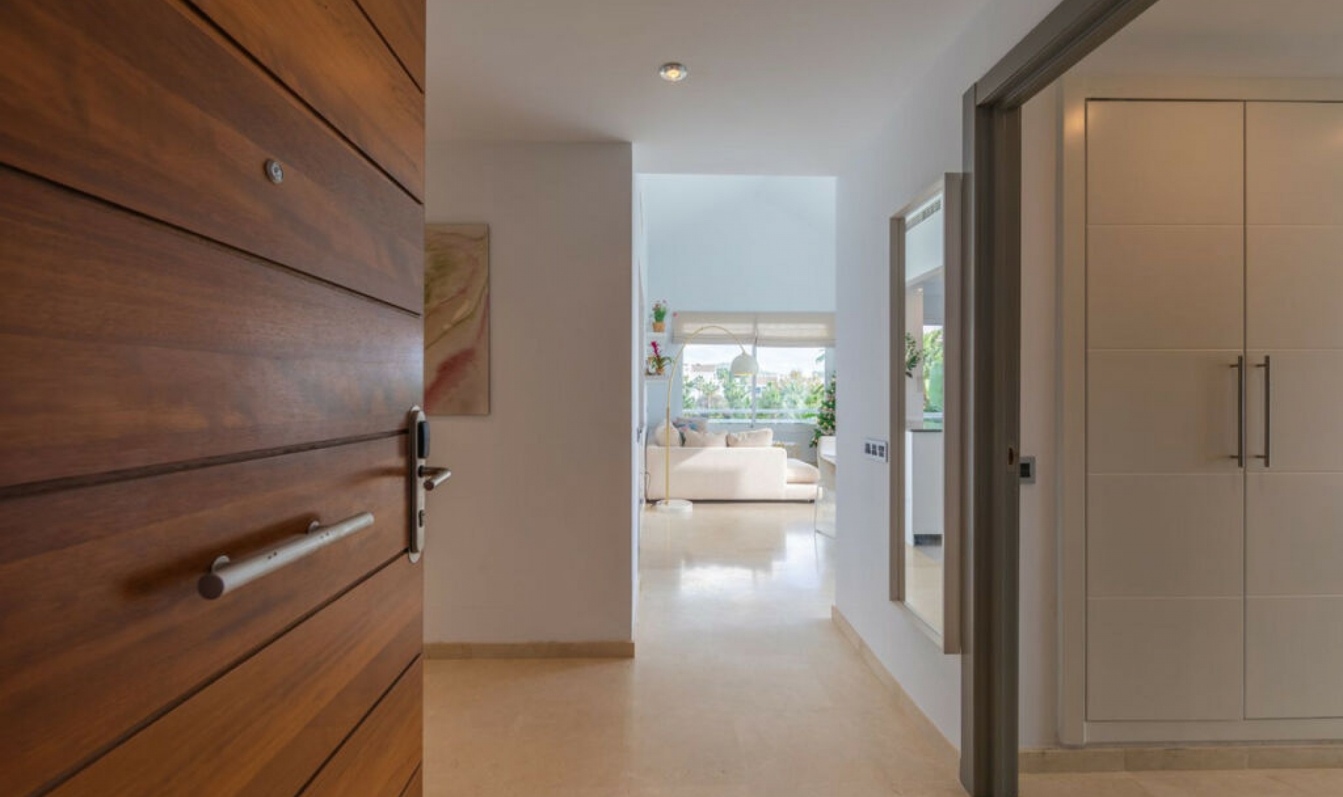 Resale - Apartment -
Casares Playa