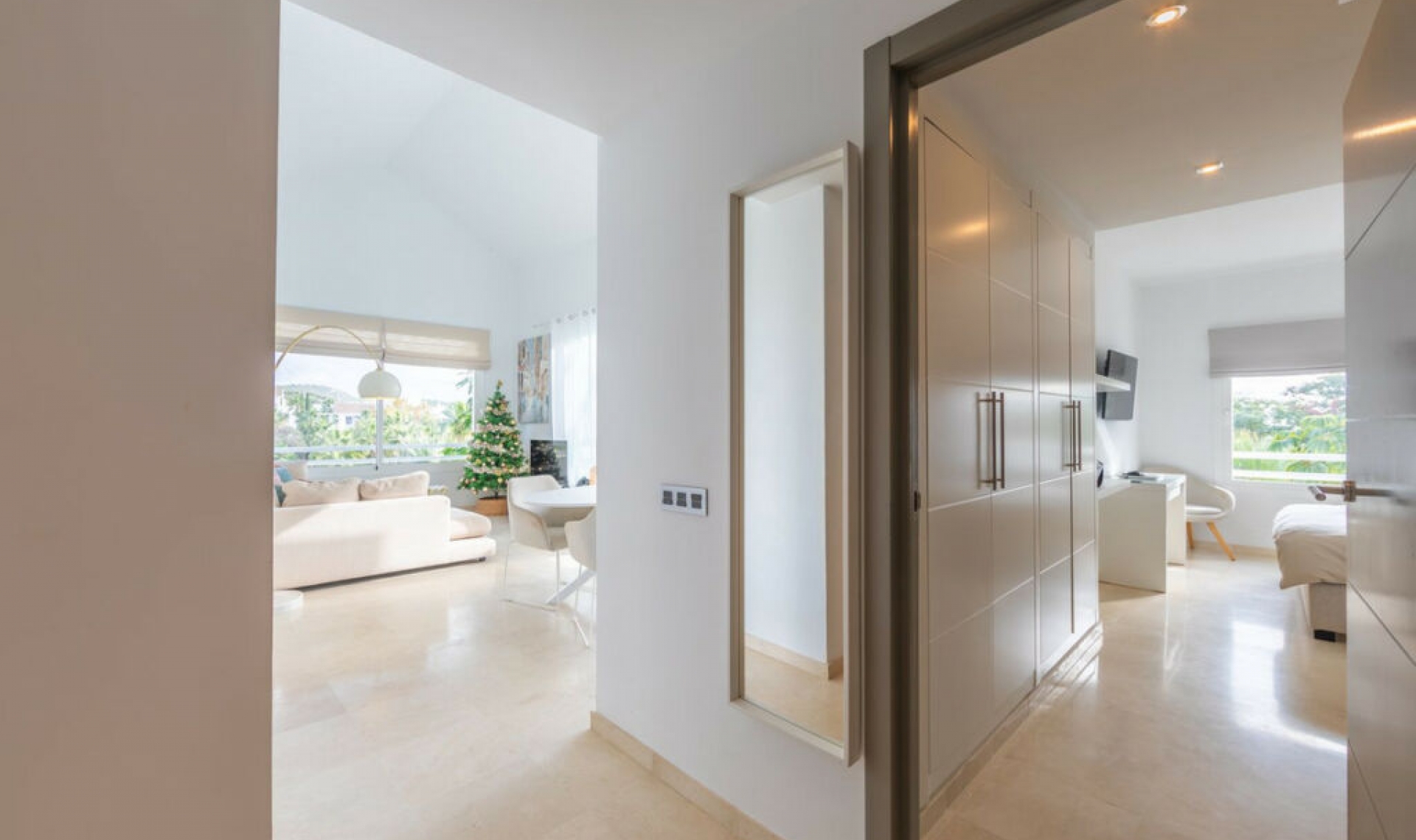 Resale - Apartment -
Casares Playa