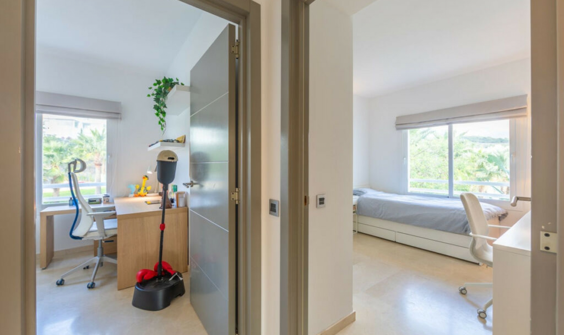 Resale - Apartment -
Casares Playa