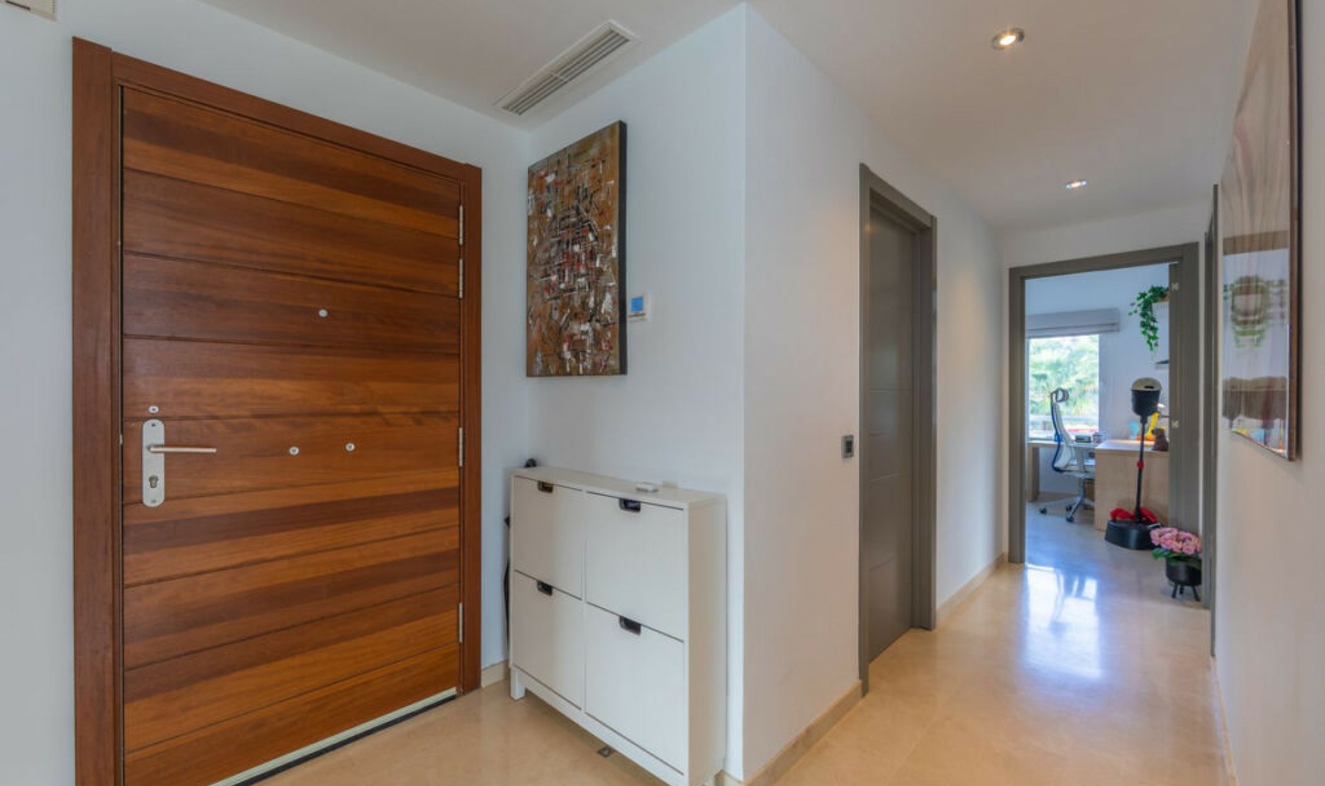 Resale - Apartment -
Casares Playa