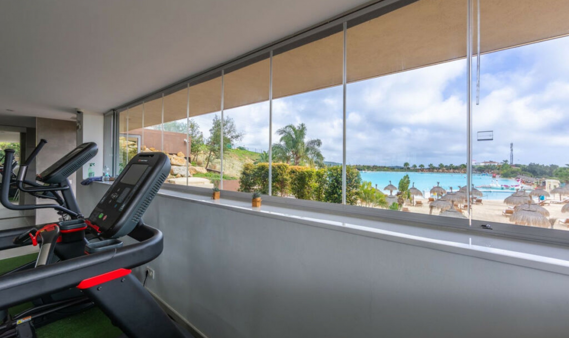 Resale - Apartment -
Casares Playa