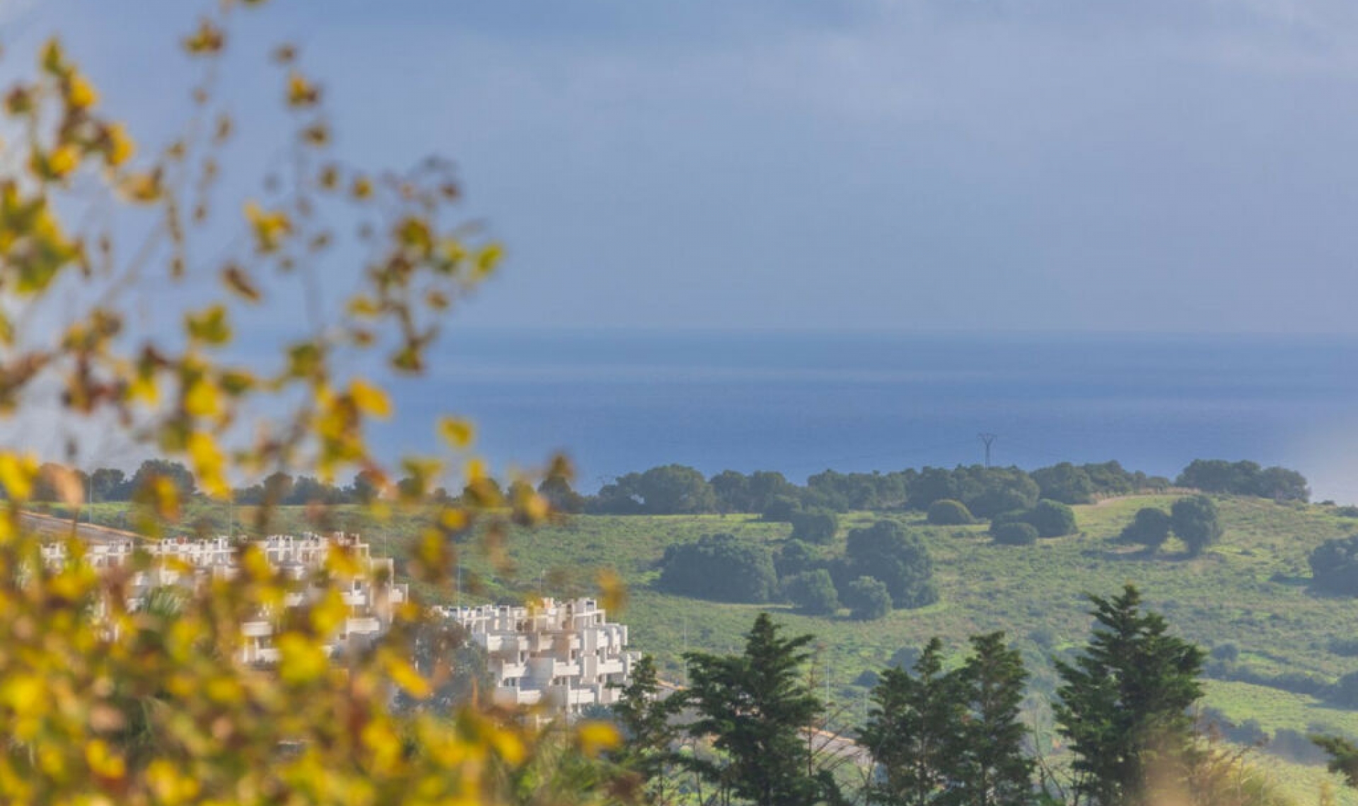 Resale - Apartment -
Casares Playa