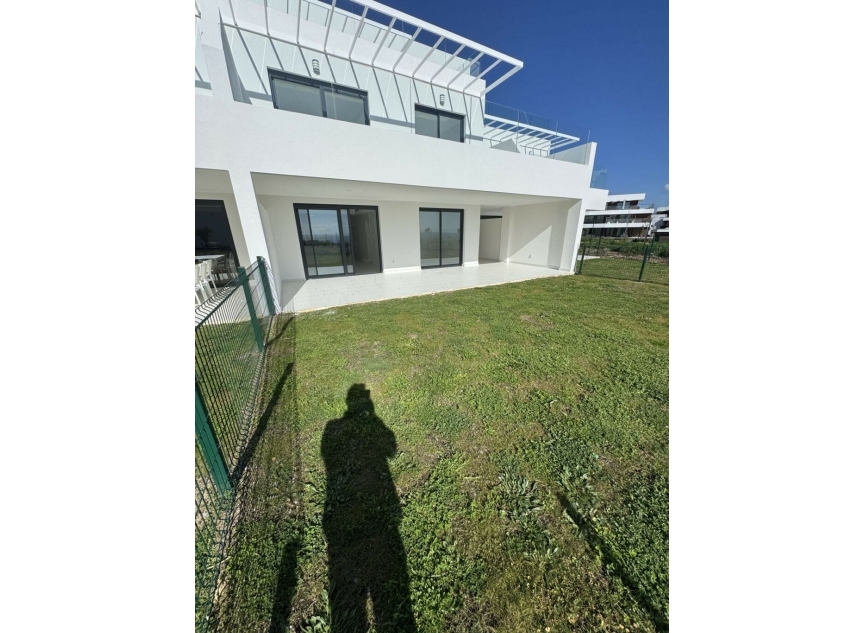 Resale - Apartment -
Casares Playa