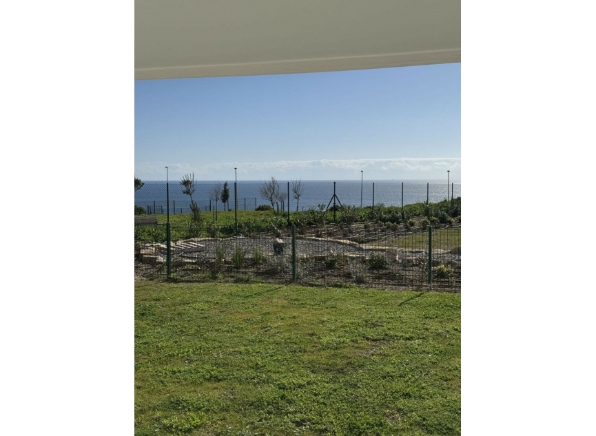 Resale - Apartment -
Casares Playa