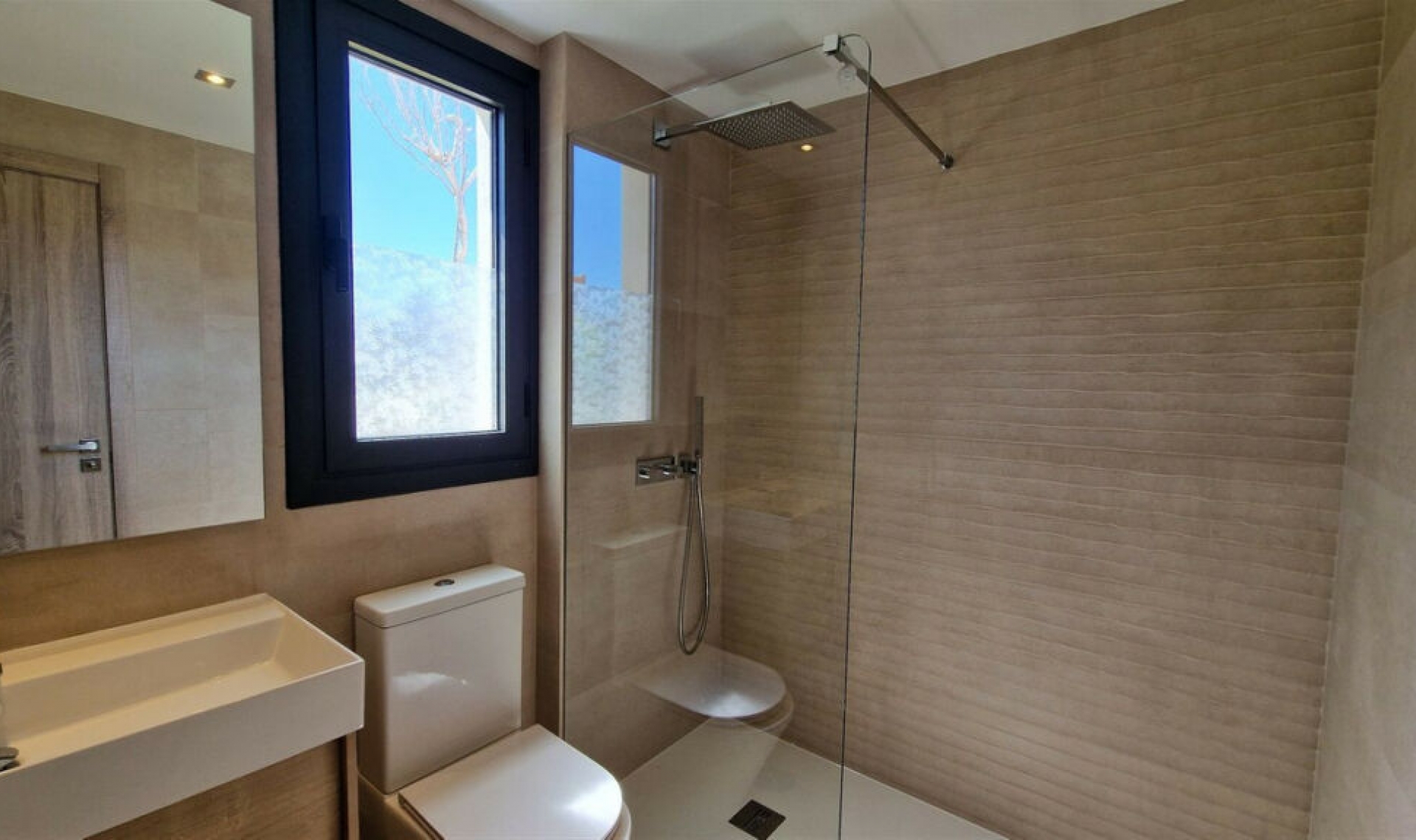 Resale - Apartment -
Casares Playa
