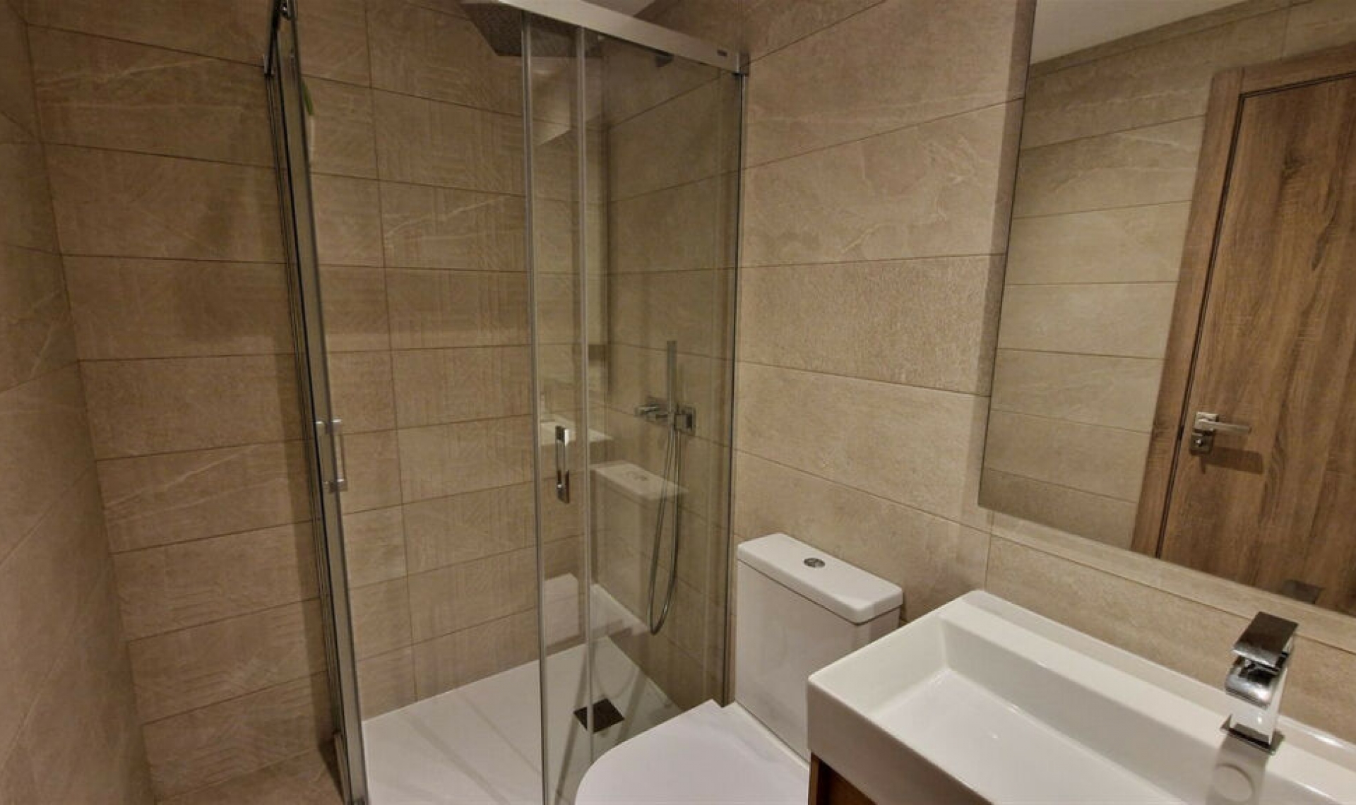 Resale - Apartment -
Casares Playa