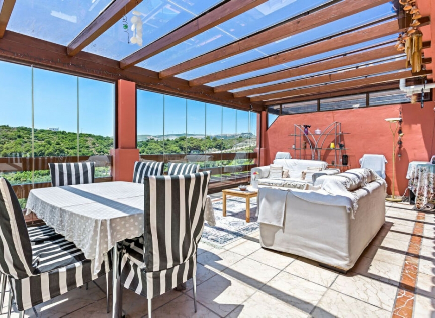 Resale - Apartment -
Casares Playa