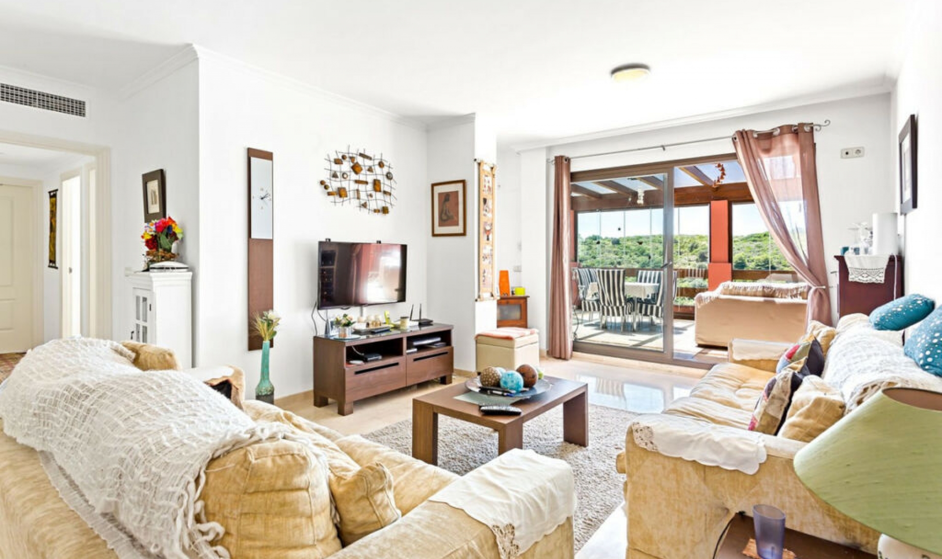 Resale - Apartment -
Casares Playa