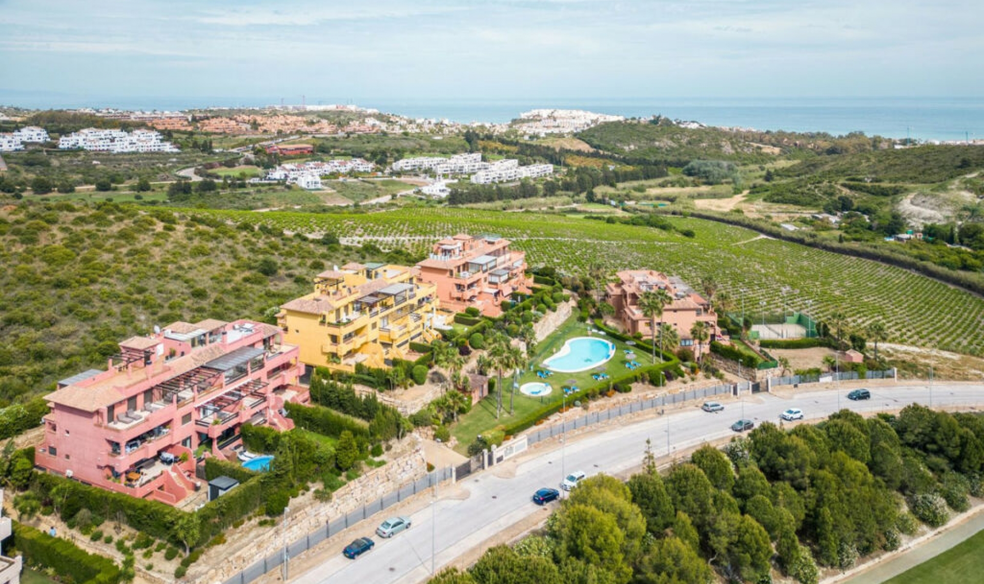 Resale - Apartment -
Casares Playa