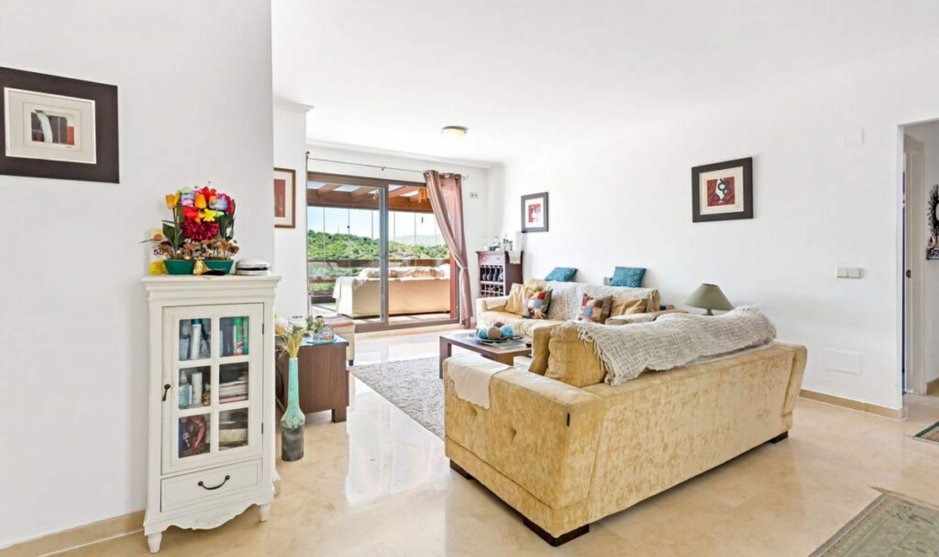 Resale - Apartment -
Casares Playa