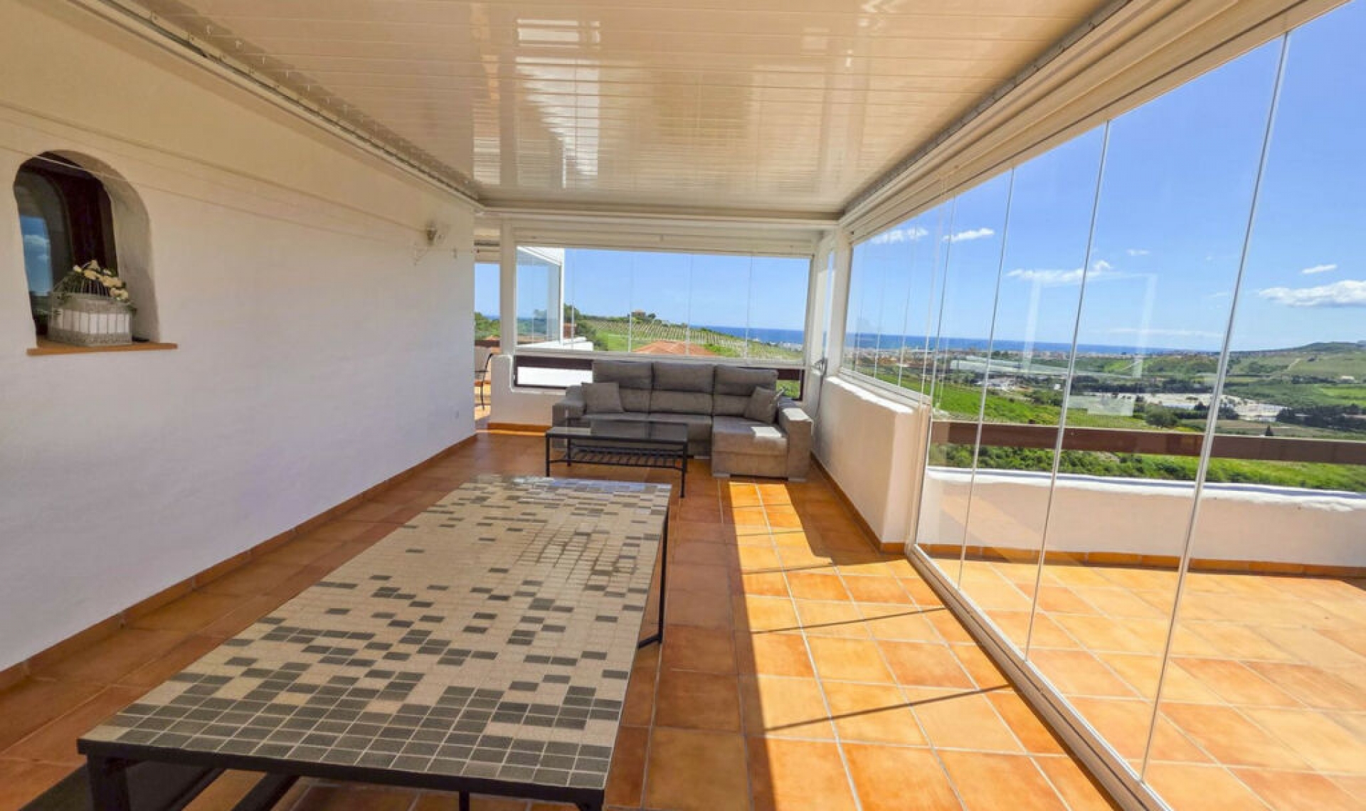 Resale - Apartment -
Casares Playa