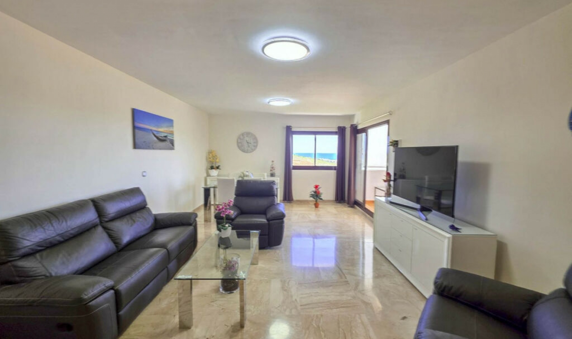 Resale - Apartment -
Casares Playa