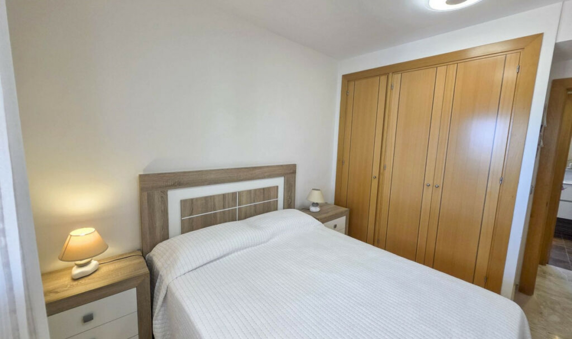 Resale - Apartment -
Casares Playa